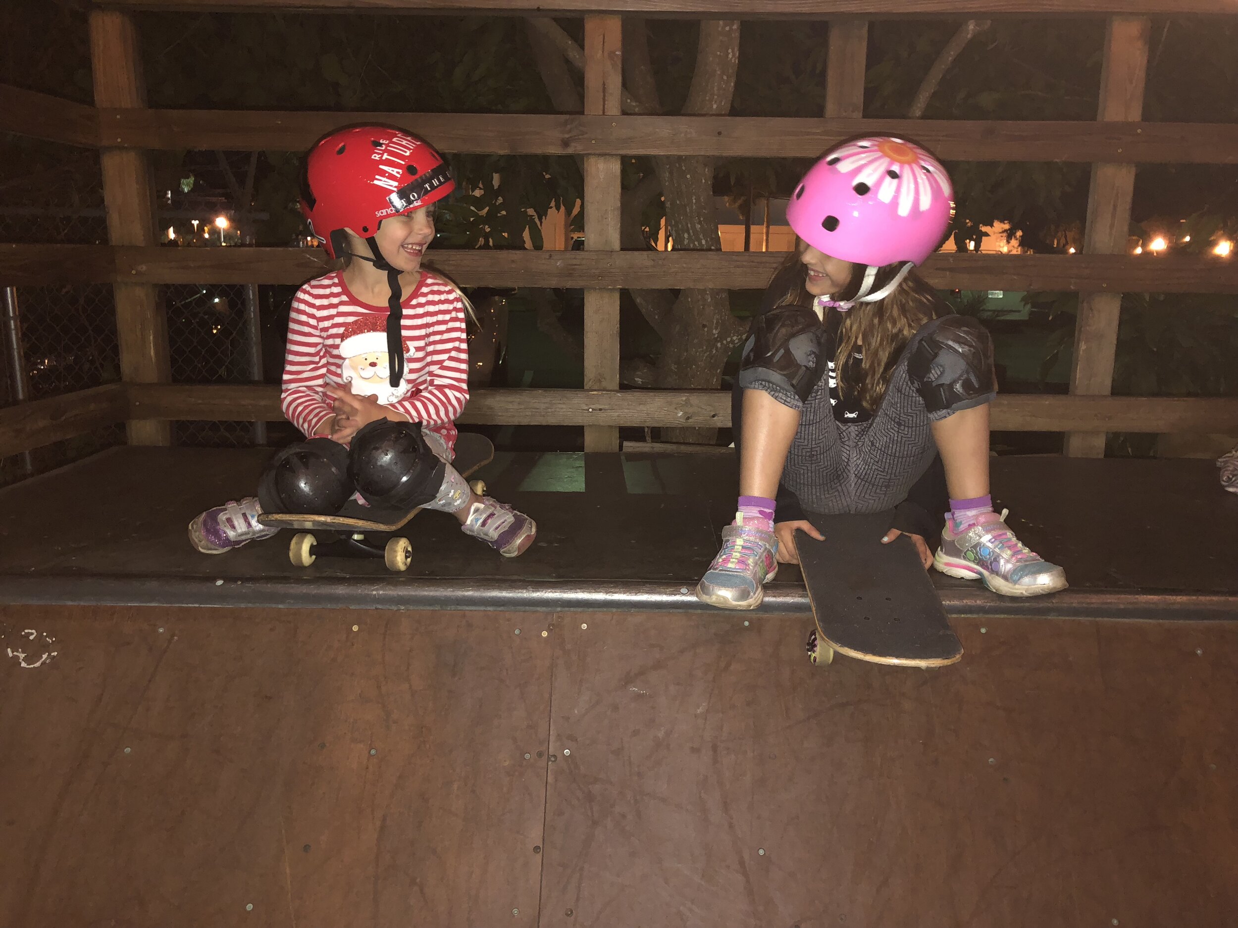 girls skate night.jpeg