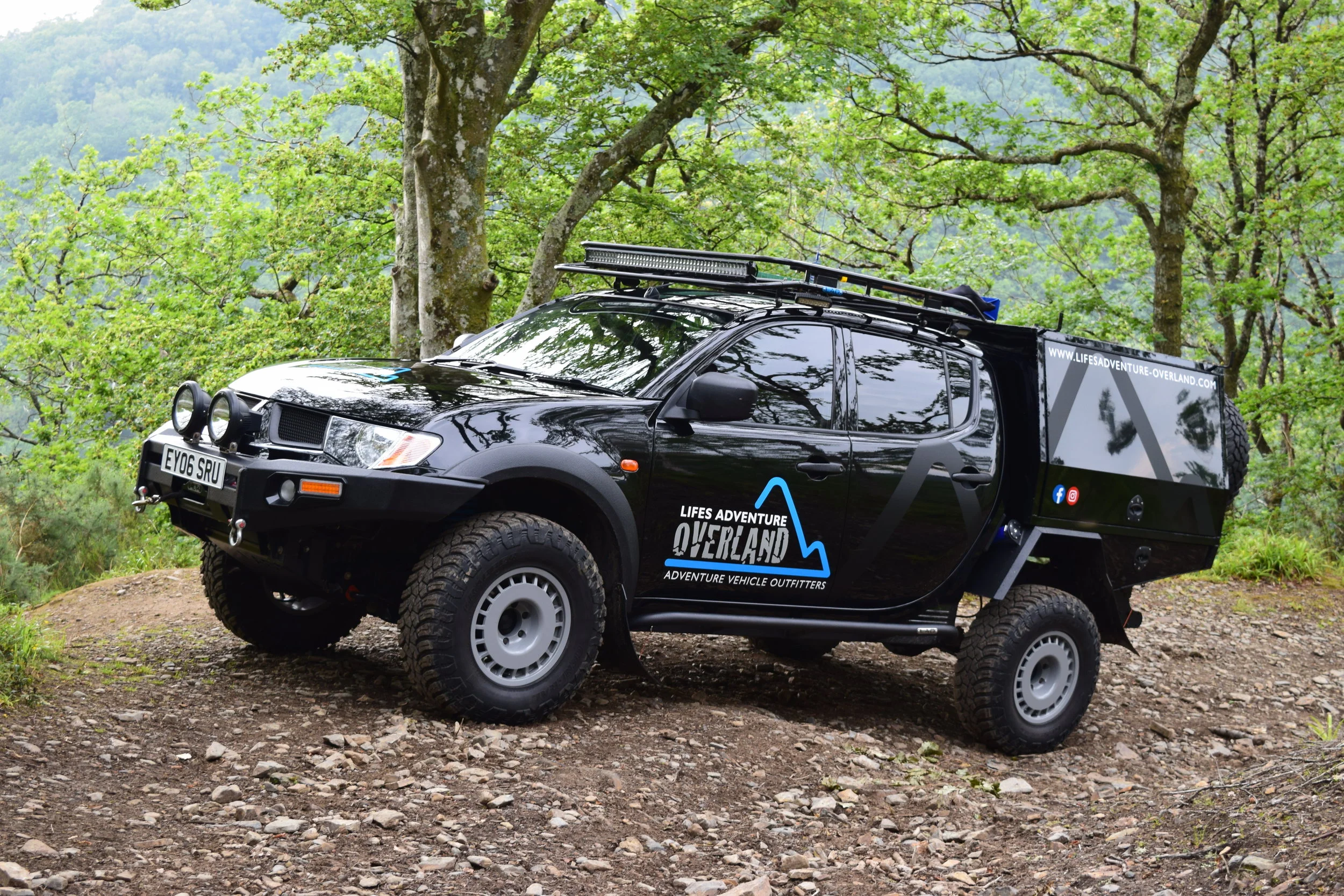 Mitsubishi L200 — Lifes Adventure Overland