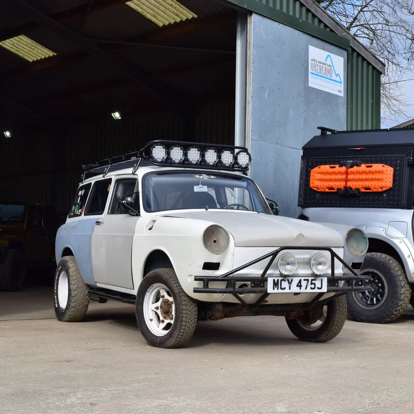 VW TYPE 3 SQUAREBACK &ndash; BESPOKE FABRICATION
Over the past few months, we&rsquo;ve been busy fabricating bespoke overlanding equipment at our new workshop for many of our clients. One of our bespoke projects has included fabricating a bespoke #LA