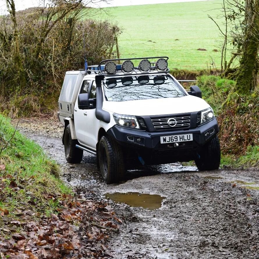 Always nice to drive a lane or two on the way home from work!

#nissan #navara #nissannavara #np300 #mitsubishi #l200 #mitsubishil200 #triton #custom #LAO #doublecab #pickup #trayback #recoverygear #offroad #offroadfabrication #4wheeling #4x4 #bespok