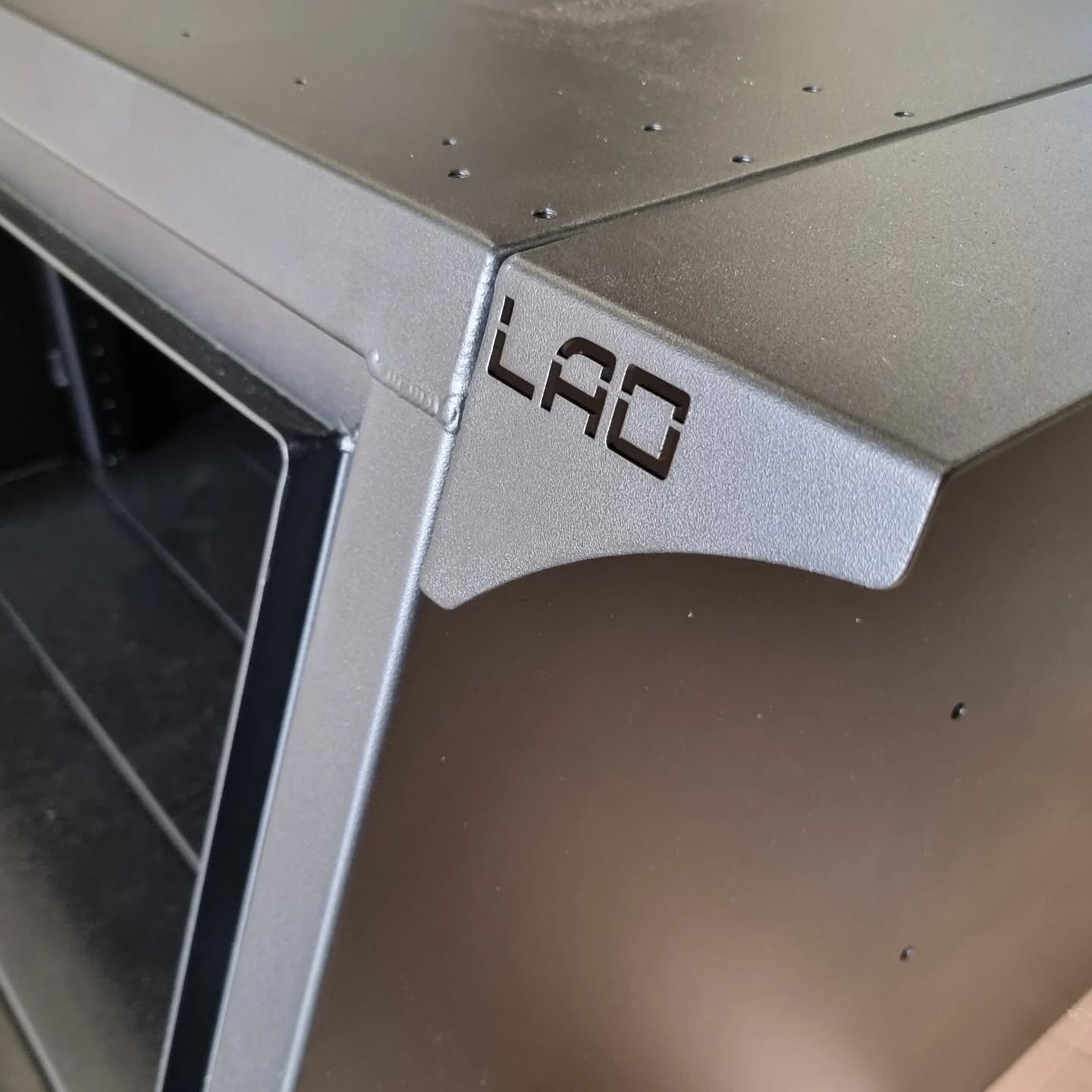 Today's job:

✅️ Unpack and assemble the new #LAO demountable canopy in textured black powdercoat.

Loving the look of the LAO cut-out details rear wing and the new textured powder coating finish available from our trusted local supplier. Can't wait 
