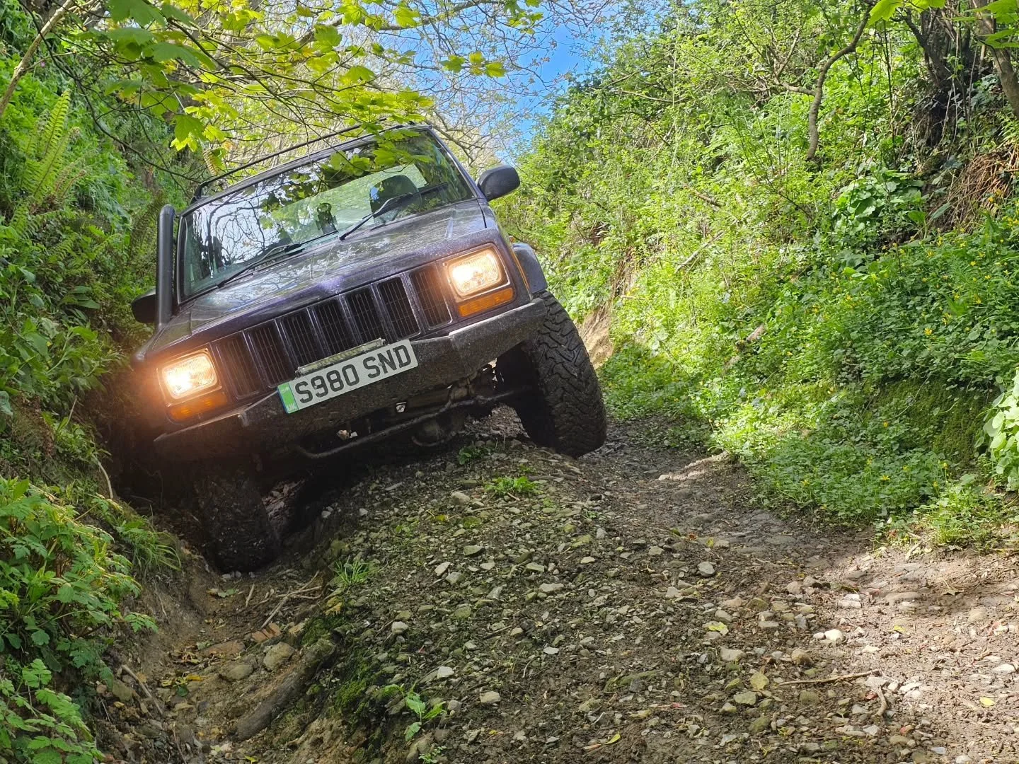 Great to be back out on the tracks again in the trusty Jeep during this dry spring weekend! 

We've been quiet on social media over the past few months as we have been busy in the workshop creating some incredible custom builds. Over the next few wee