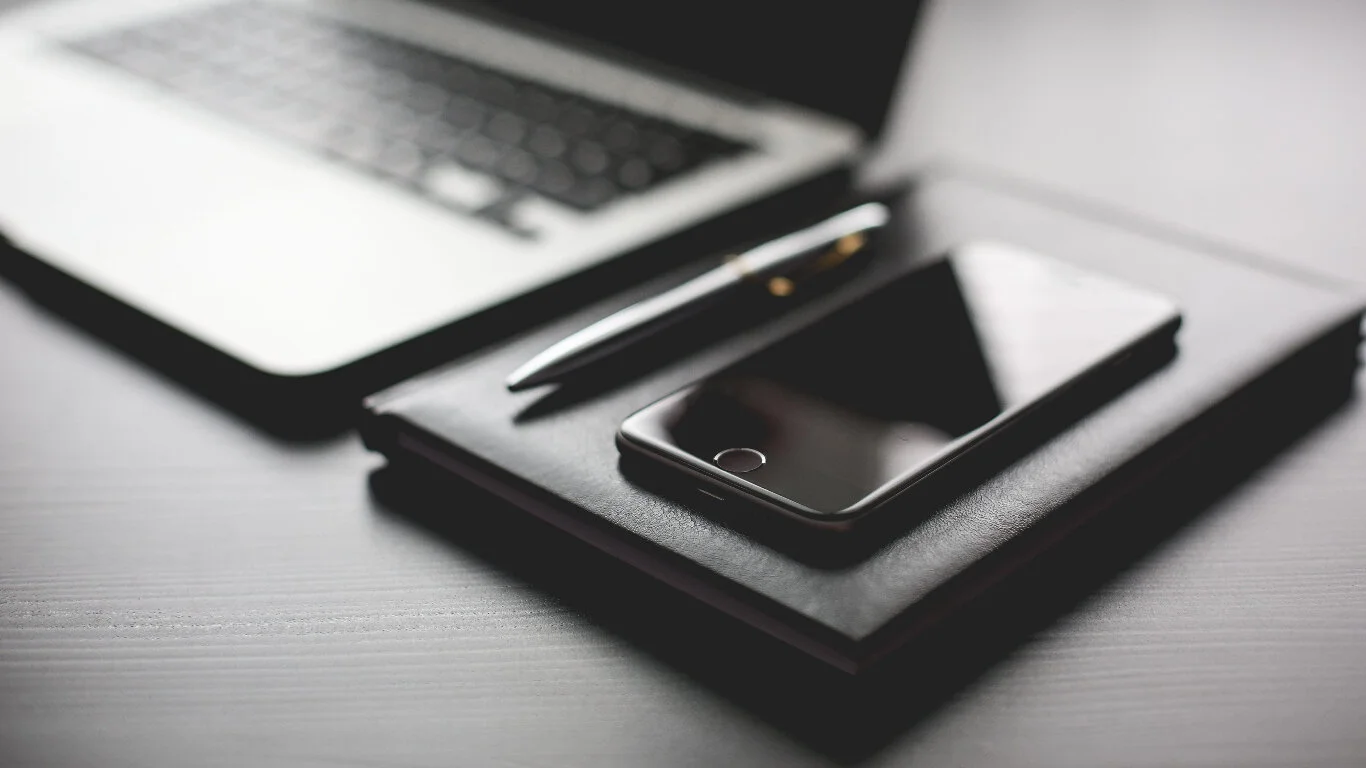 wallpaperflare.com_wallpaper (2).jpg