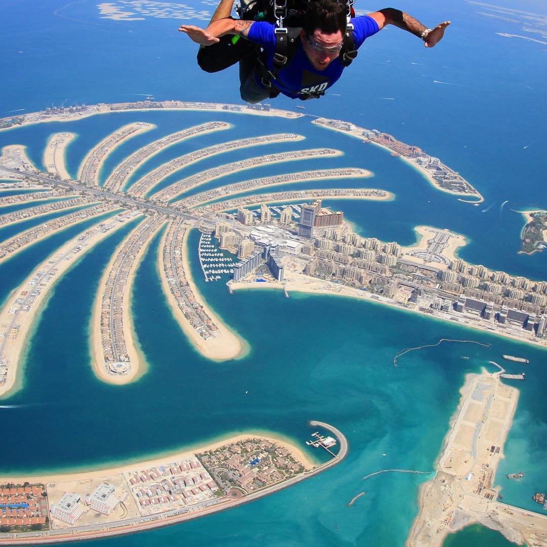 skydive dubai.jpeg