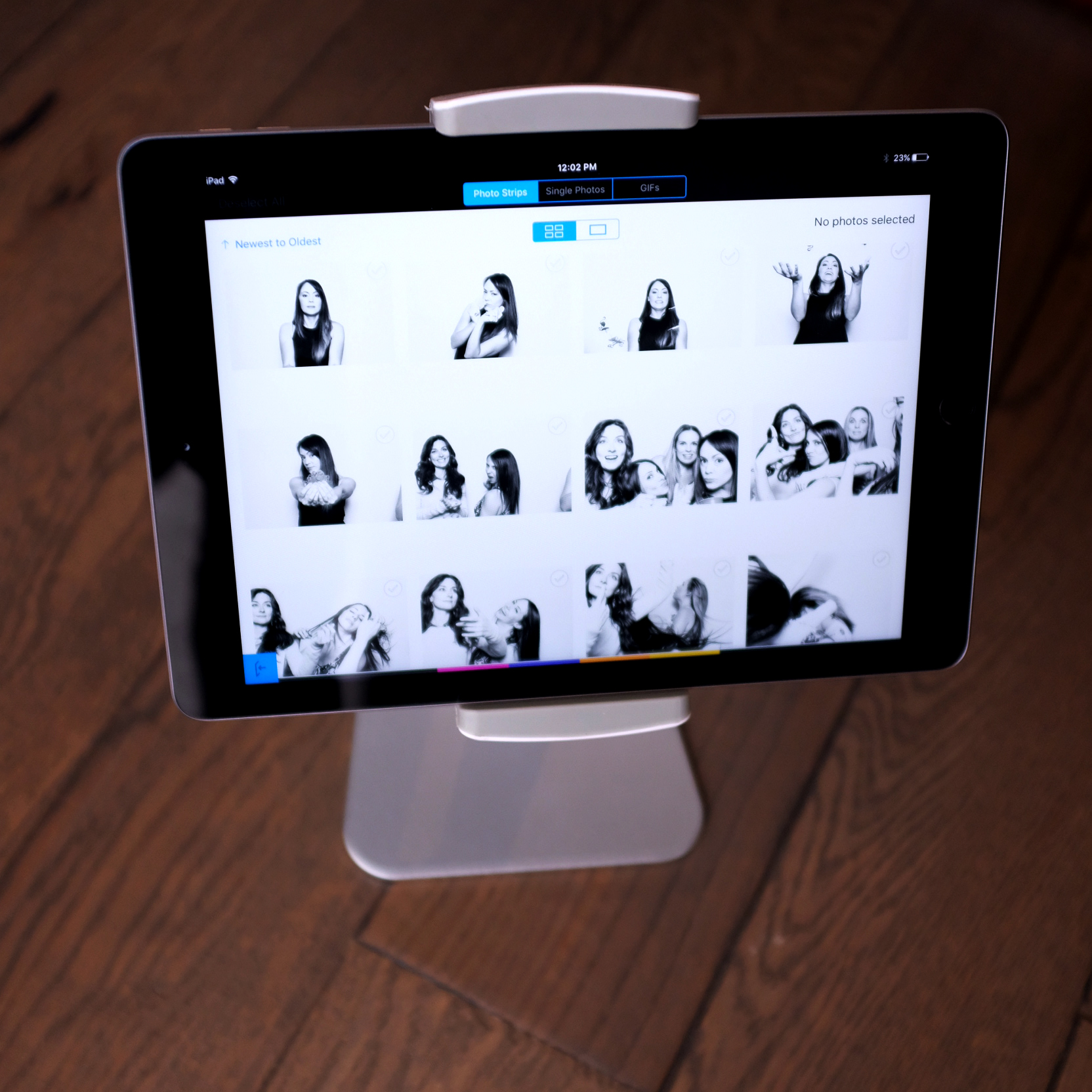 MASHBOOTHS FOR SOCIAL SHARING