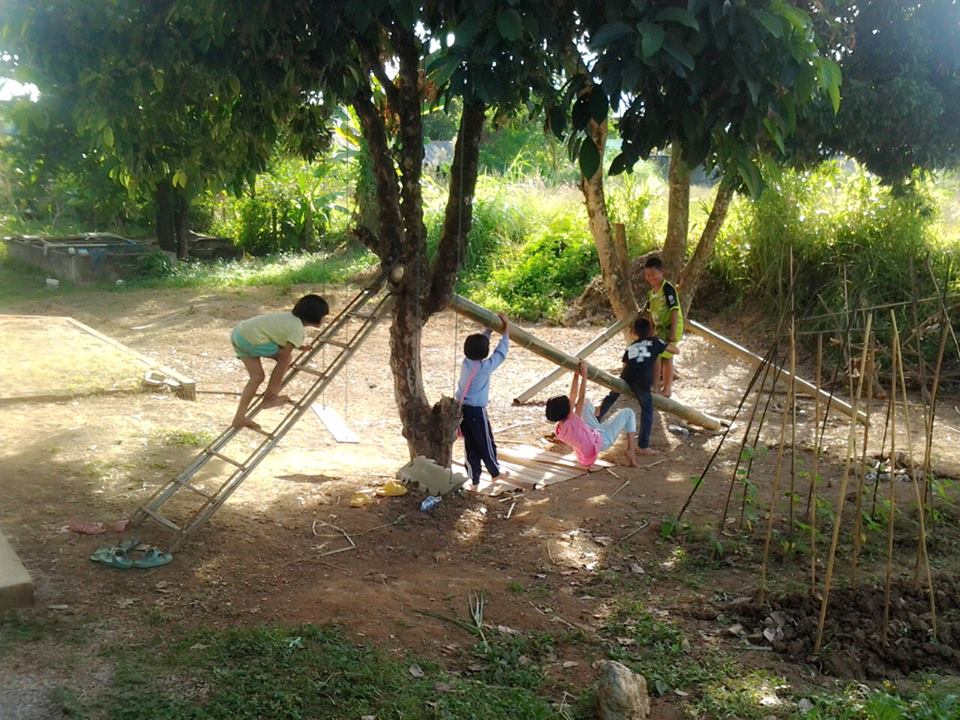 Mae Sai Playground (1).jpg