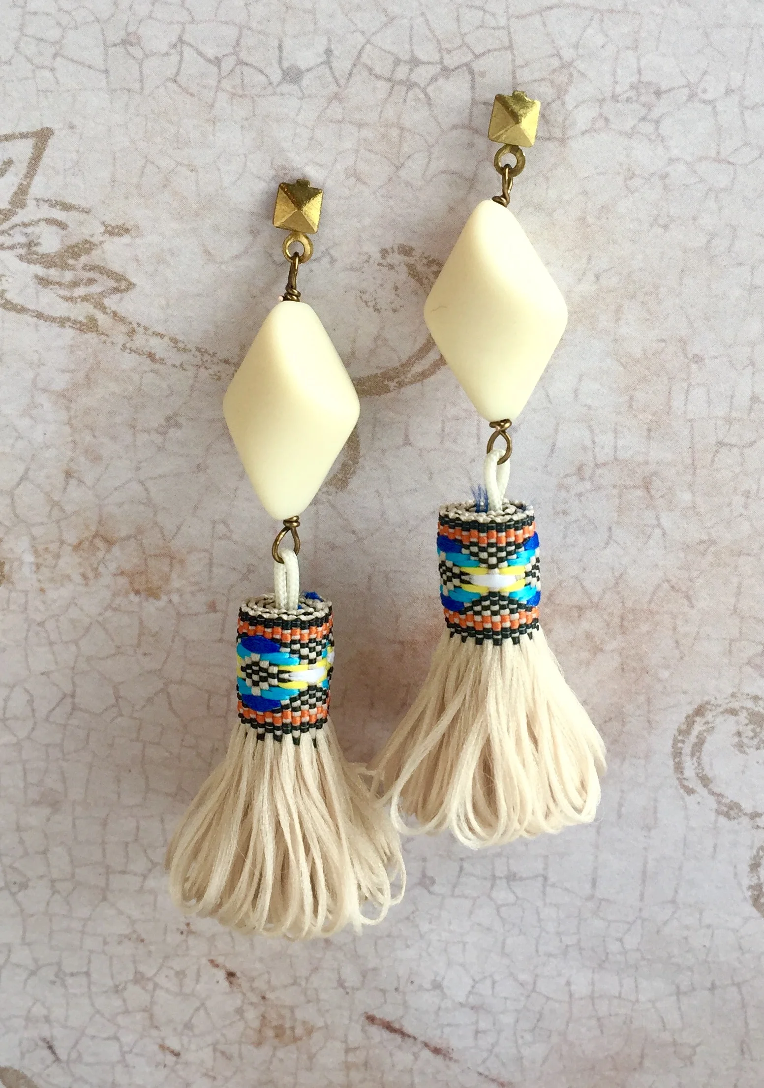Vintage Lucite Tassel Earrings, Ivory Folk Tassel earrings