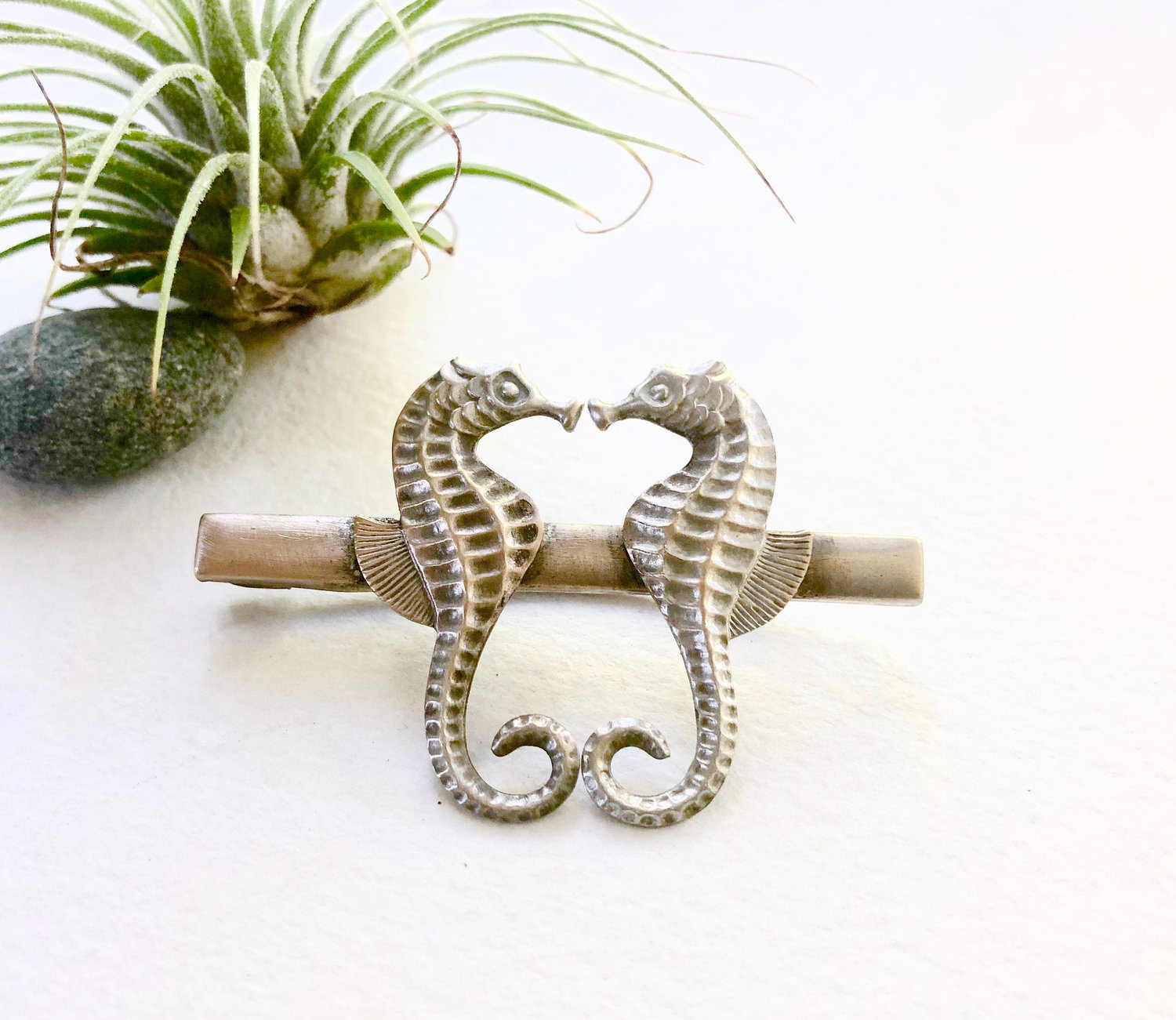 Couple brooch shop