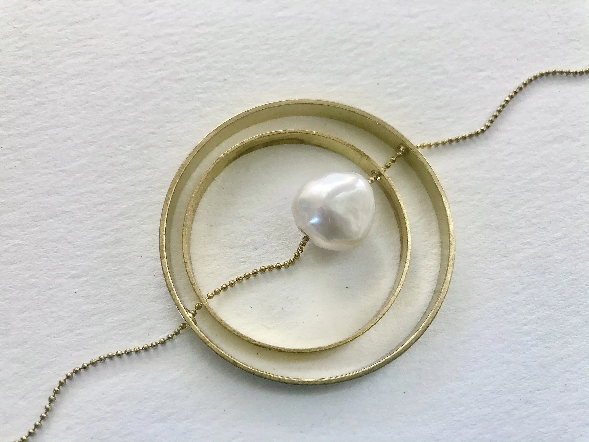 Pearl of my Eye necklace , Infinity Circle with a Pearl 