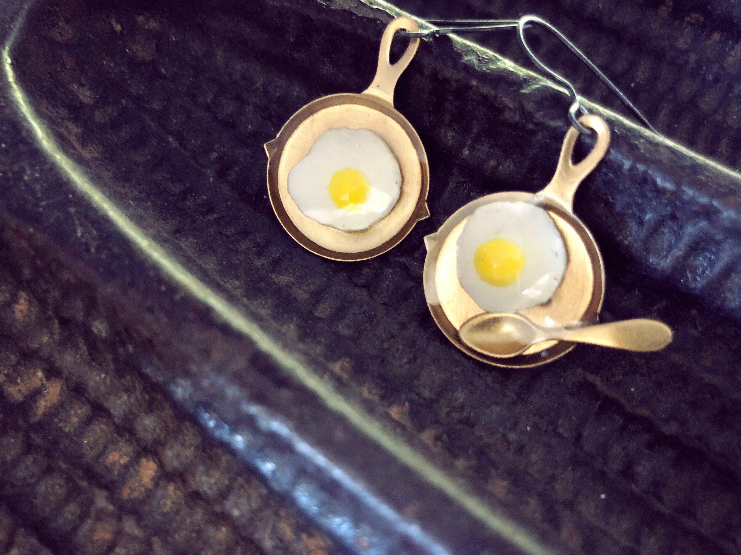 Live Life Sunny Side Up earrings