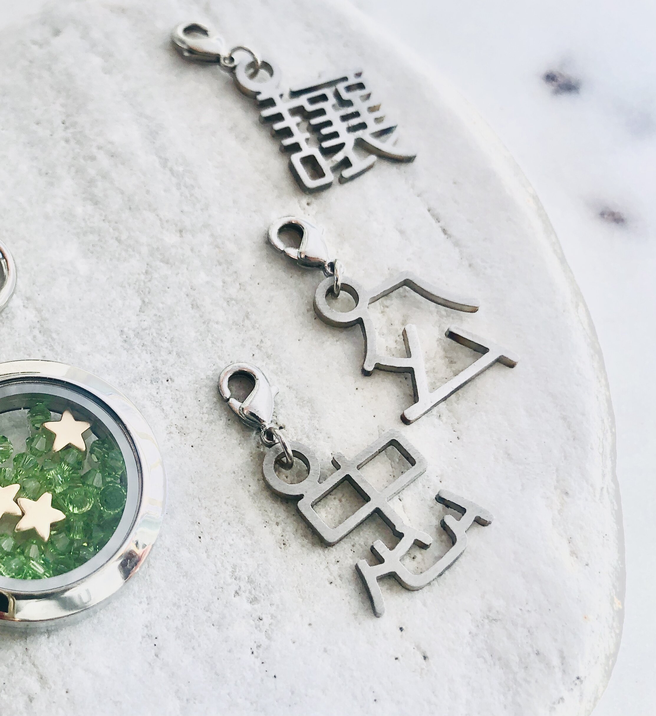 Add on - Kanji pendant