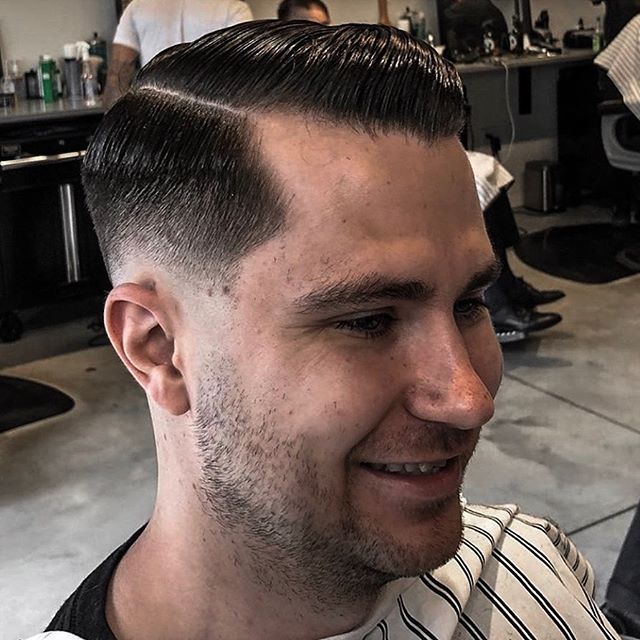 A total of 4 spots open for today. 
Book your spot while you can! ⇩
www.freedombarberco.com