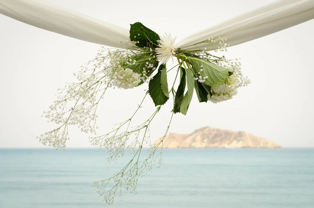 altar-decoration-inreverie.jpg