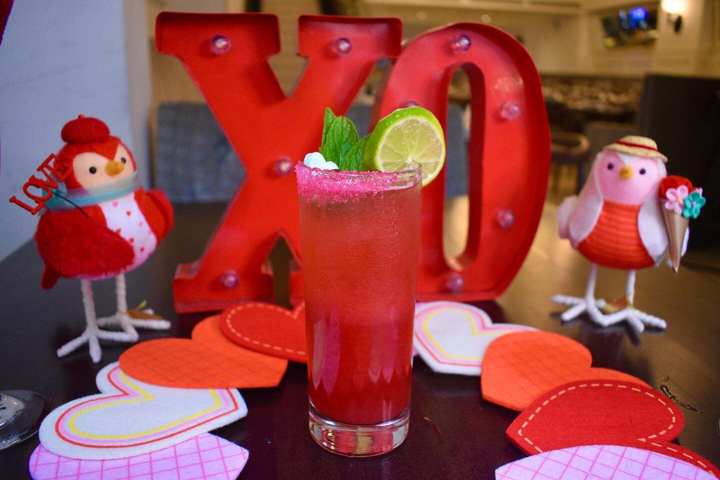 Happy Valentines Day!!! We still have some time slots available today for your special day ❤️ Give us a call to confirm your reservation 😊 213-488-1096  #10e #10erestaurant #dtla #dtlarestaurant #dtlafoodie #valentinesday #valentinesdaycocktail #arm