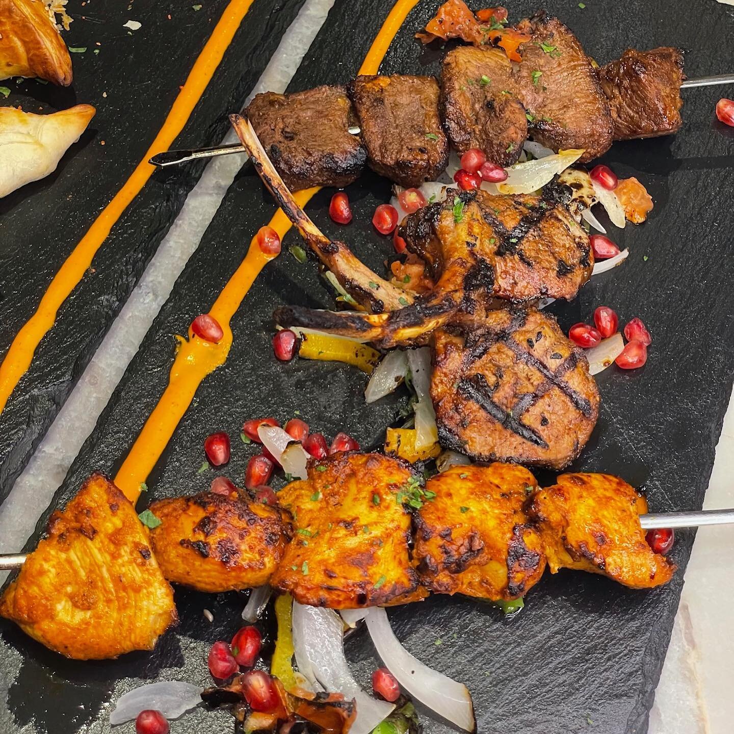 Have you tried our delicious kebabs and lamb chops?! 😍🤩 #10e #10erestaurant #dtla #dtlarestaurant #dtlafoodie #armenianfood #lebanesefood #mediterraneanfood