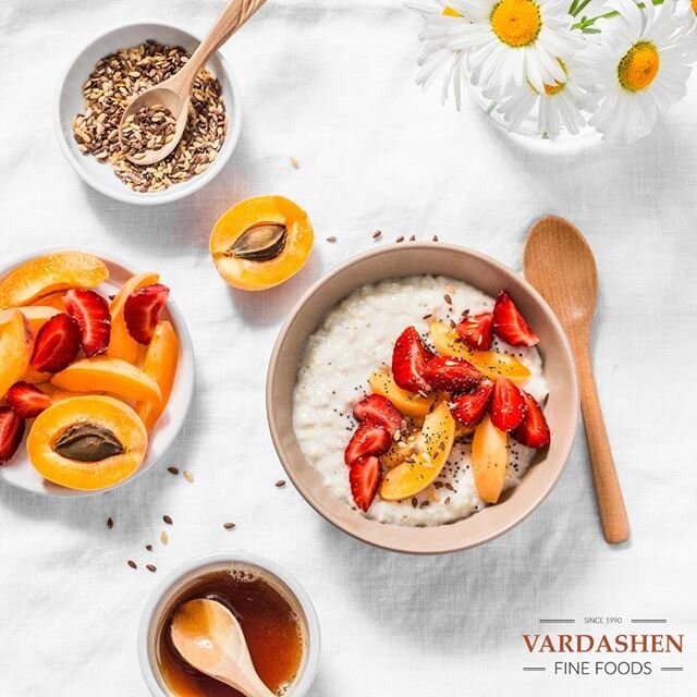 Nothing smells quite like summer than sweet apricots from @vardashen_market 😍 Whether you eat it dried or fresh, these apricots are full of vitamins and minerals and make a delicious addition to a healthy breakfast 🍑.⠀⠀⠀⠀⠀
.⠀⠀⠀⠀⠀
.⠀⠀⠀⠀⠀
.⠀⠀⠀⠀⠀
.⠀⠀⠀