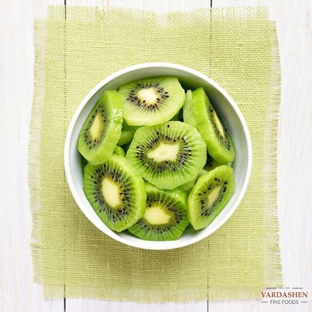 Happy Tuesday! There's nothing like starting the day with a nutritional kiwi boost! 🥝 They're great to add to your breakfast, either alone or sliced on top of Greek yogurt. @vardashen_market 😋.⠀⠀⠀⠀⠀⠀
.⠀⠀⠀⠀⠀⠀
.⠀⠀⠀⠀⠀⠀
.⠀⠀⠀⠀⠀⠀
. ⠀⠀
#kiwi #kiwifruit #h
