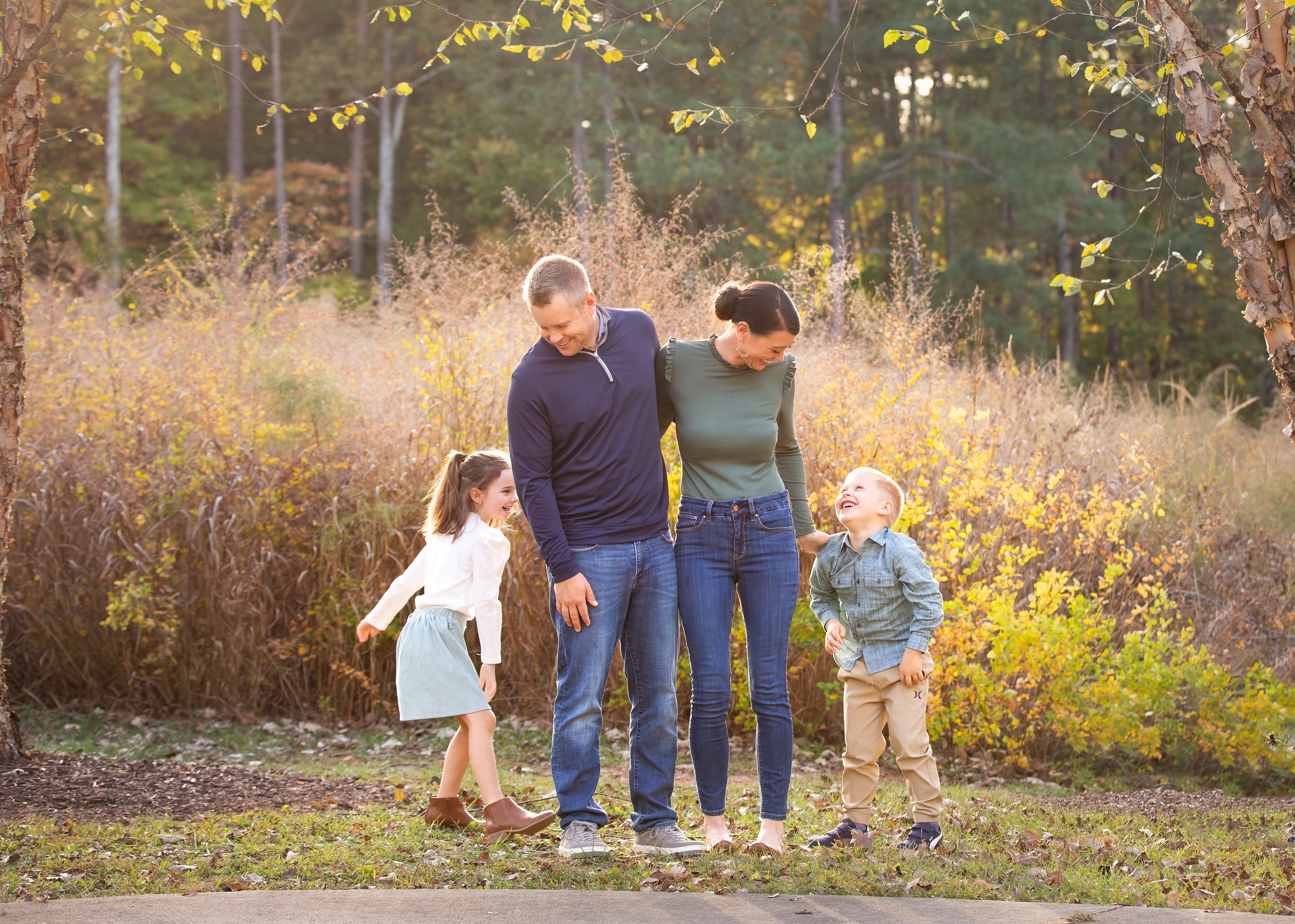 kids running with parents fall mini raleigh.jpg