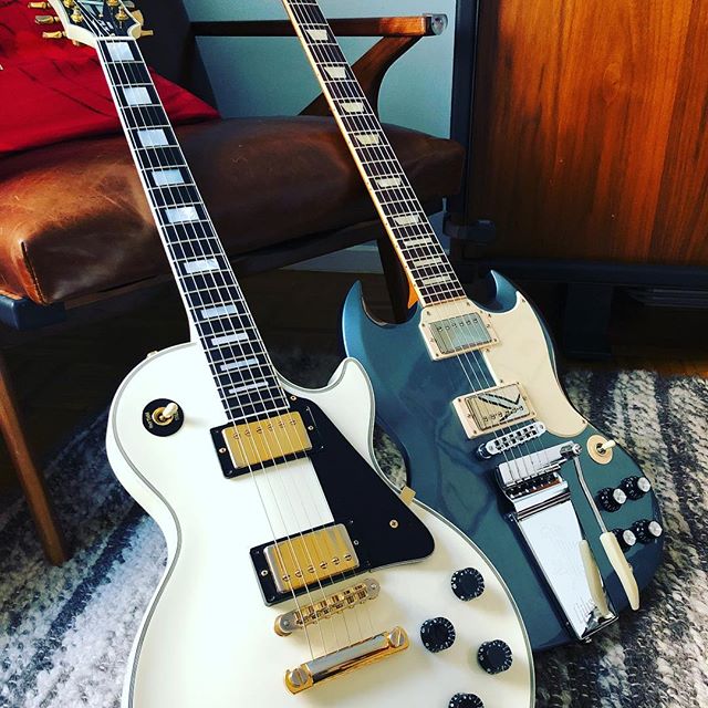 New additions to the Airlift squadron. #lespaul #lespaulcustom #gibson ##sg #jefftweedy #jefftweedysg #gear #gearporn #newguitar