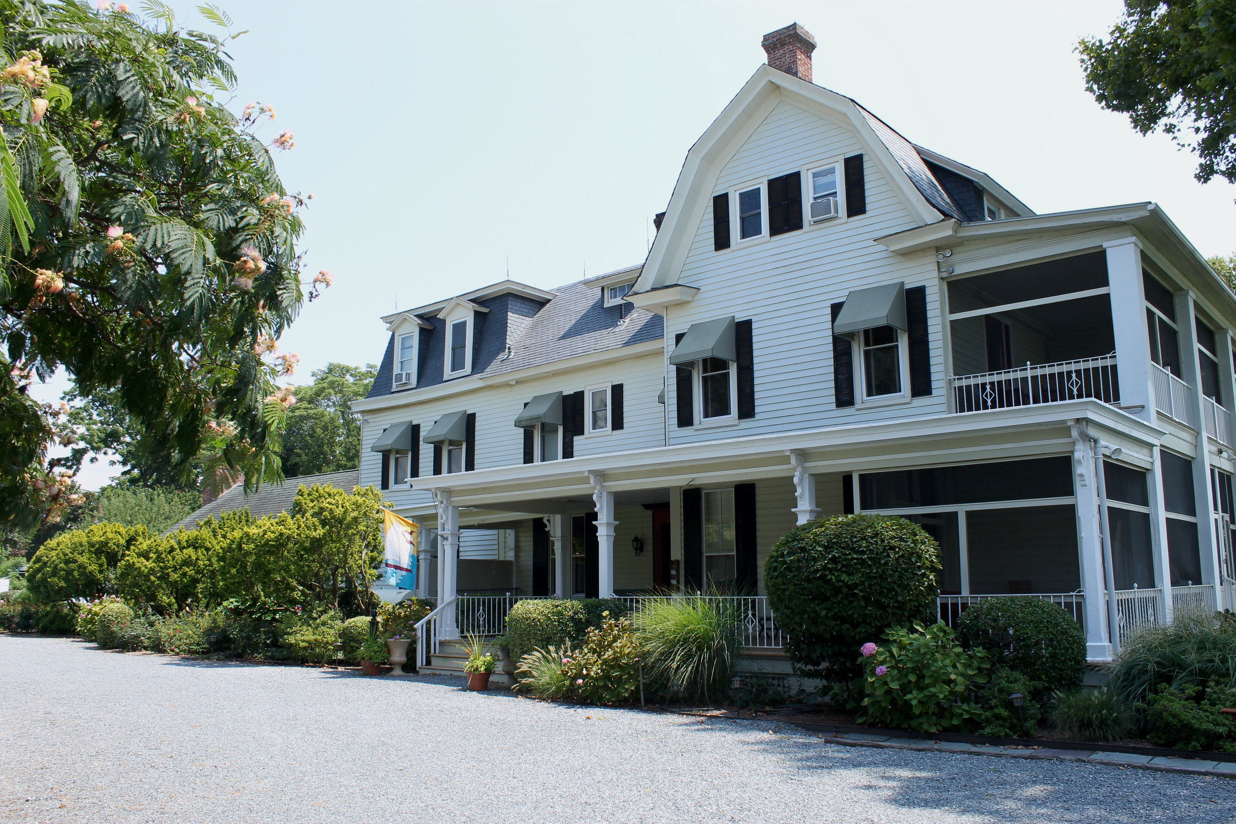 Sandaway Waterfront Lodging