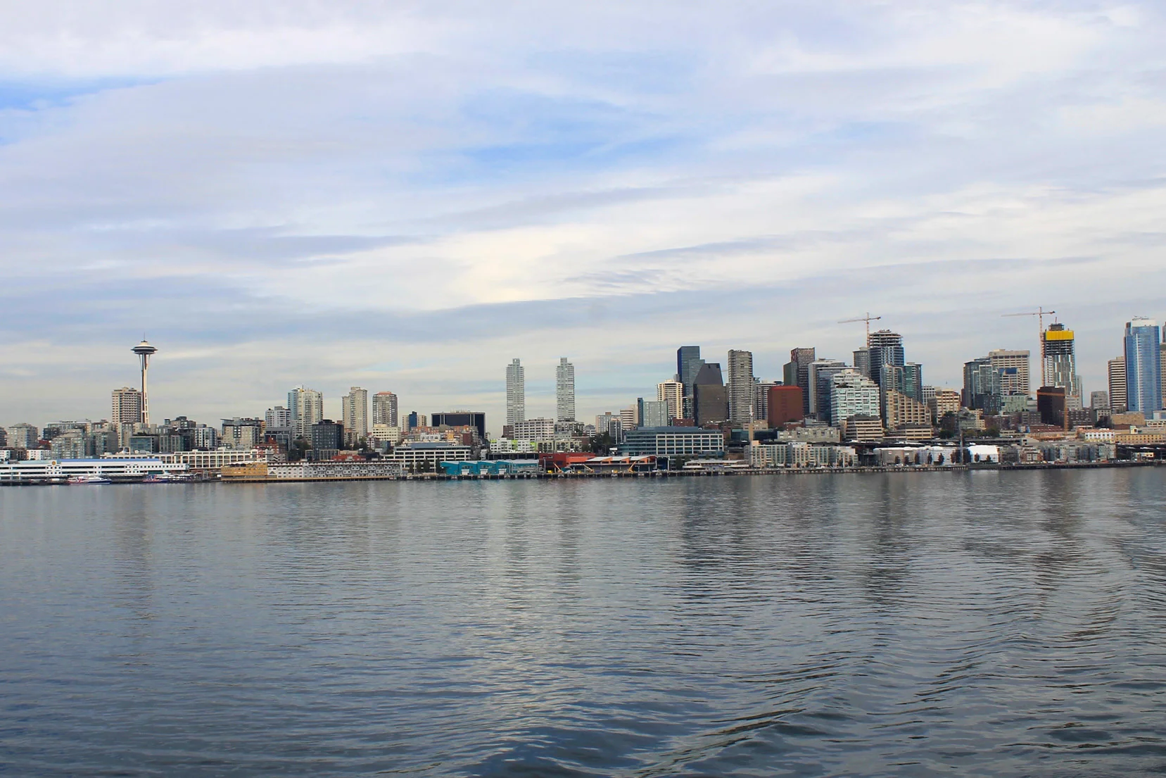 Bainbridge-Island-Ferry-Seattle-Skyline-View.jpg