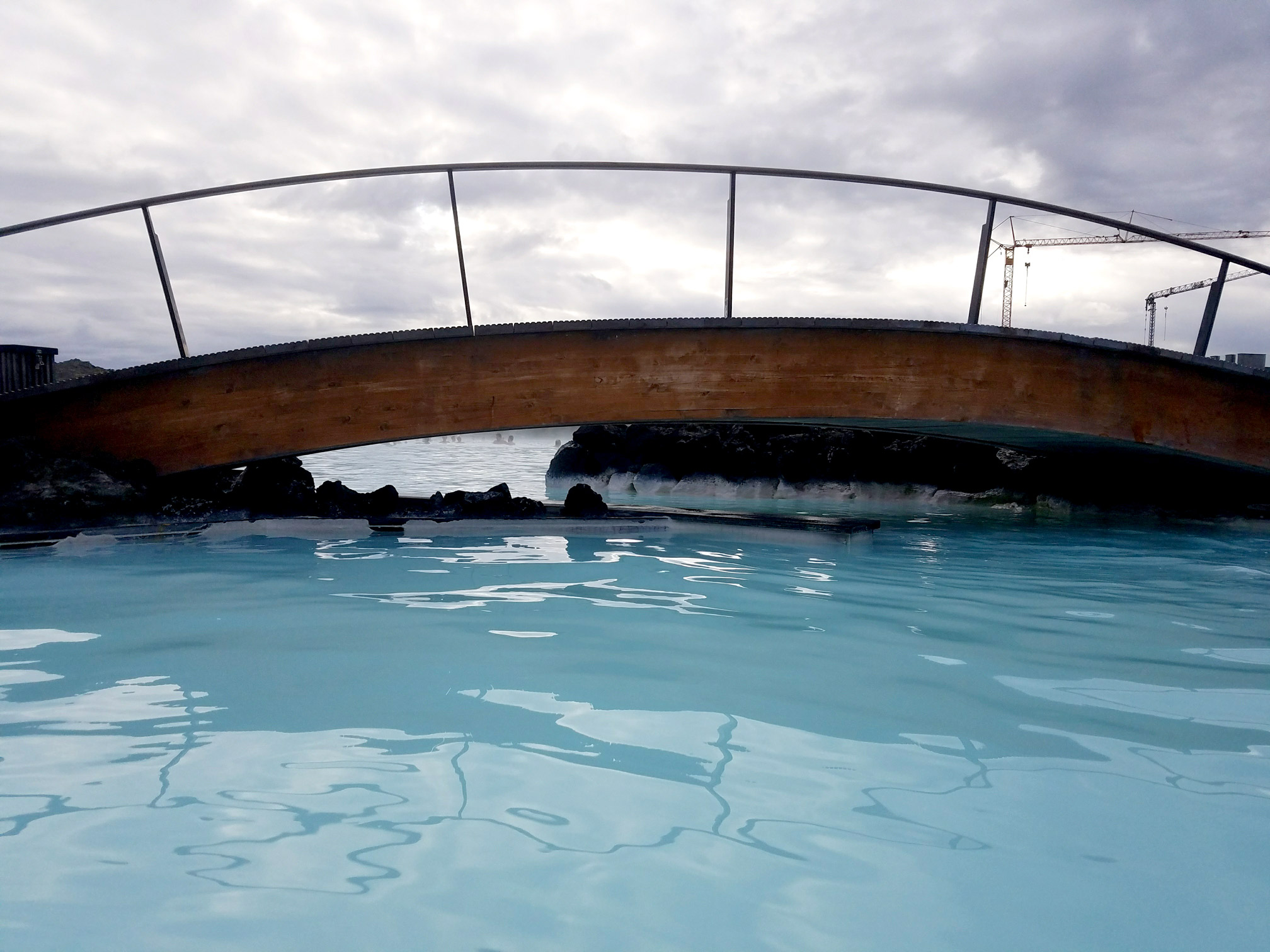 Blue-Lagoon-Iceland-Bridge.jpg