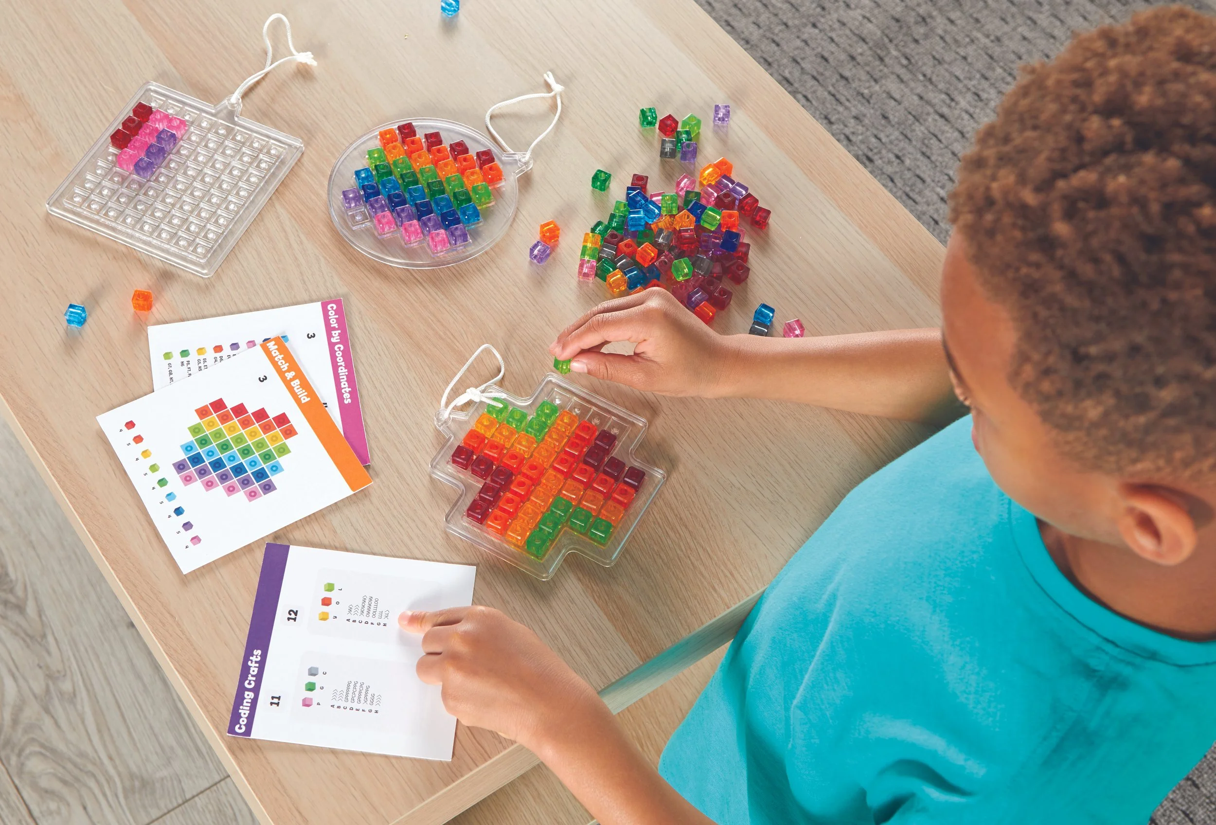 9465-STEM-Explorers-Suncatchers-Boy1.jpg