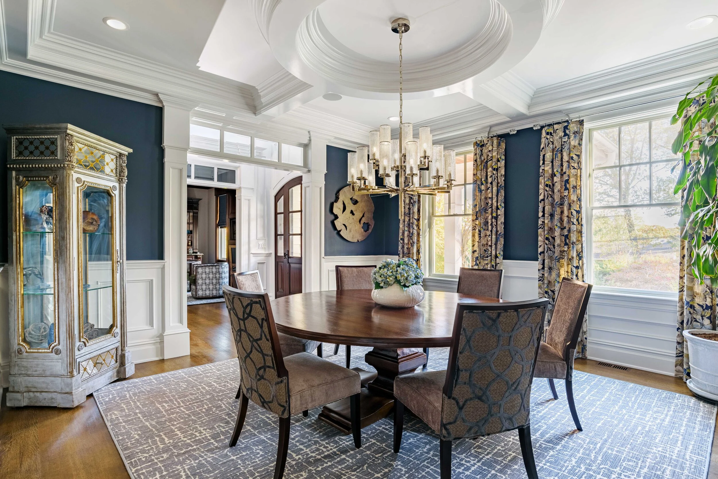 latronica-dining-room-3[1].jpg