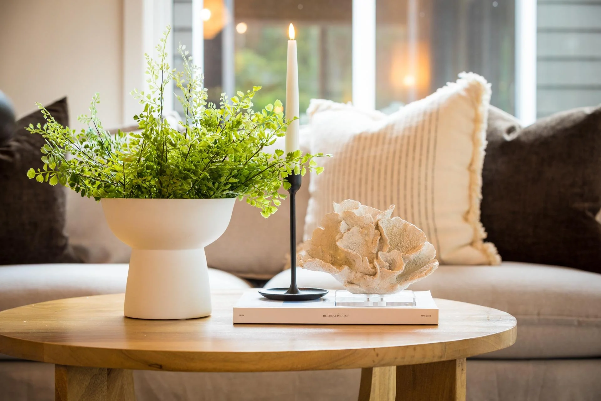How to sell your home faster this winter: Staging tips that work!