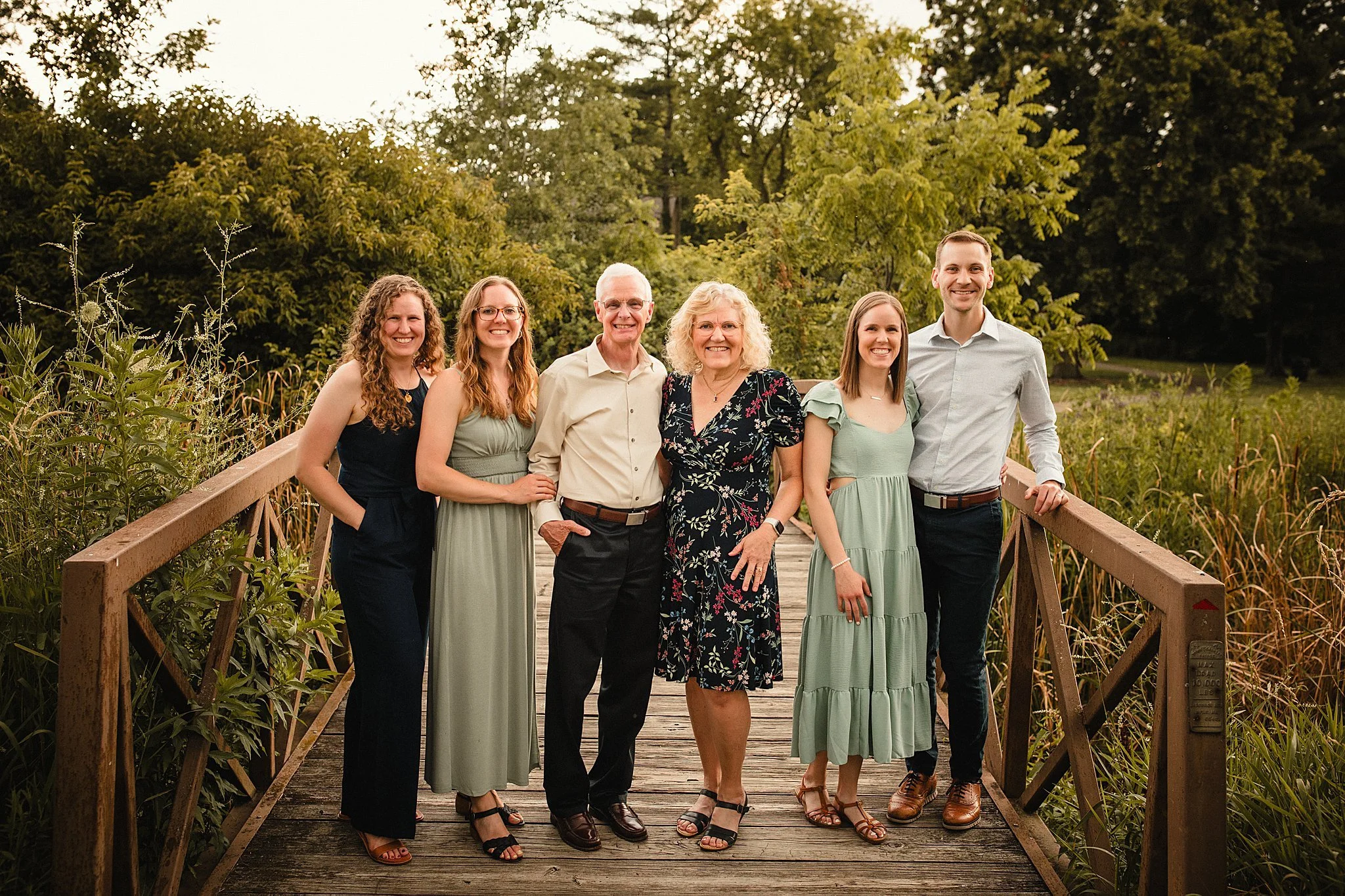 extended family photos.jpg