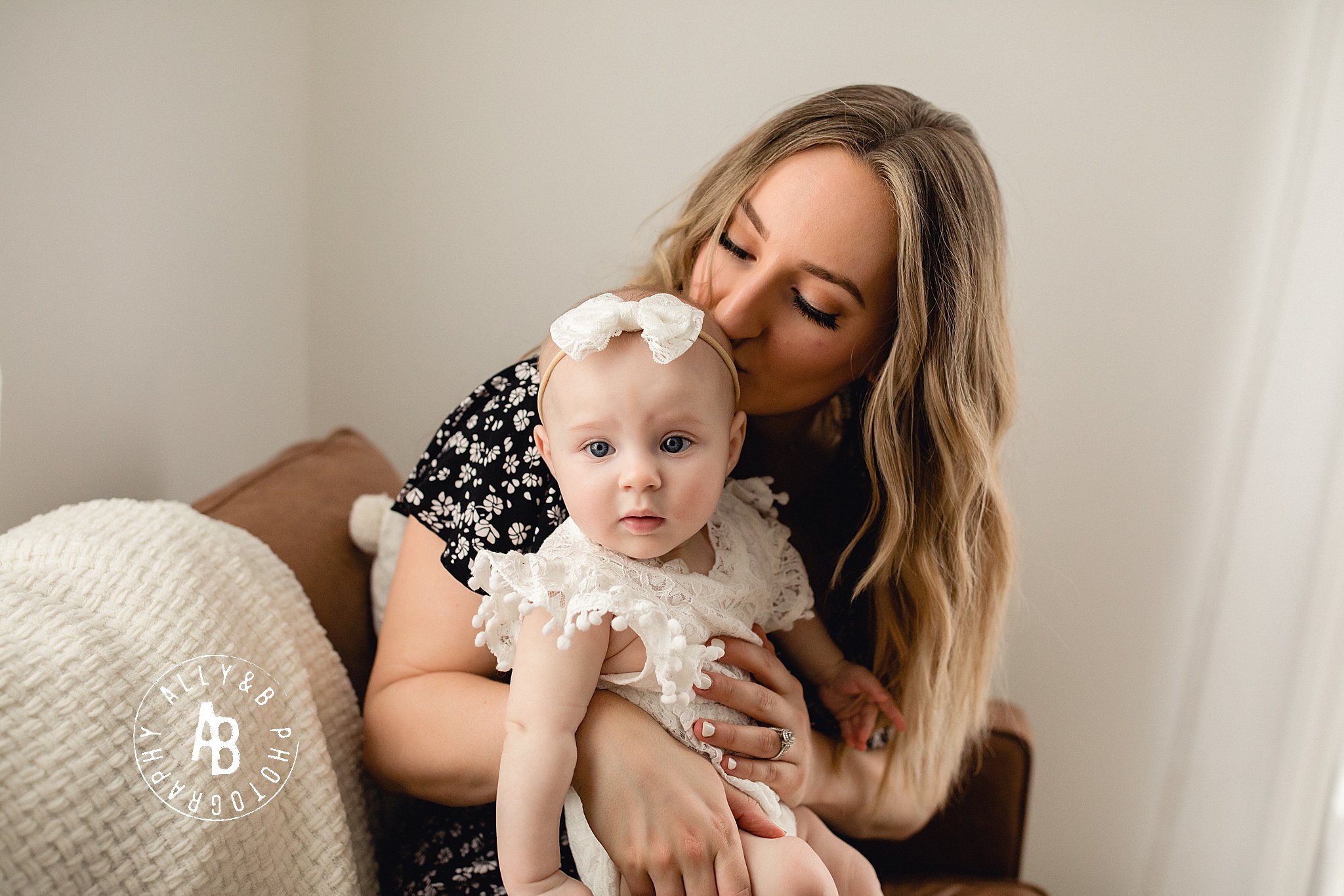 mom and me mini sessions.jpg