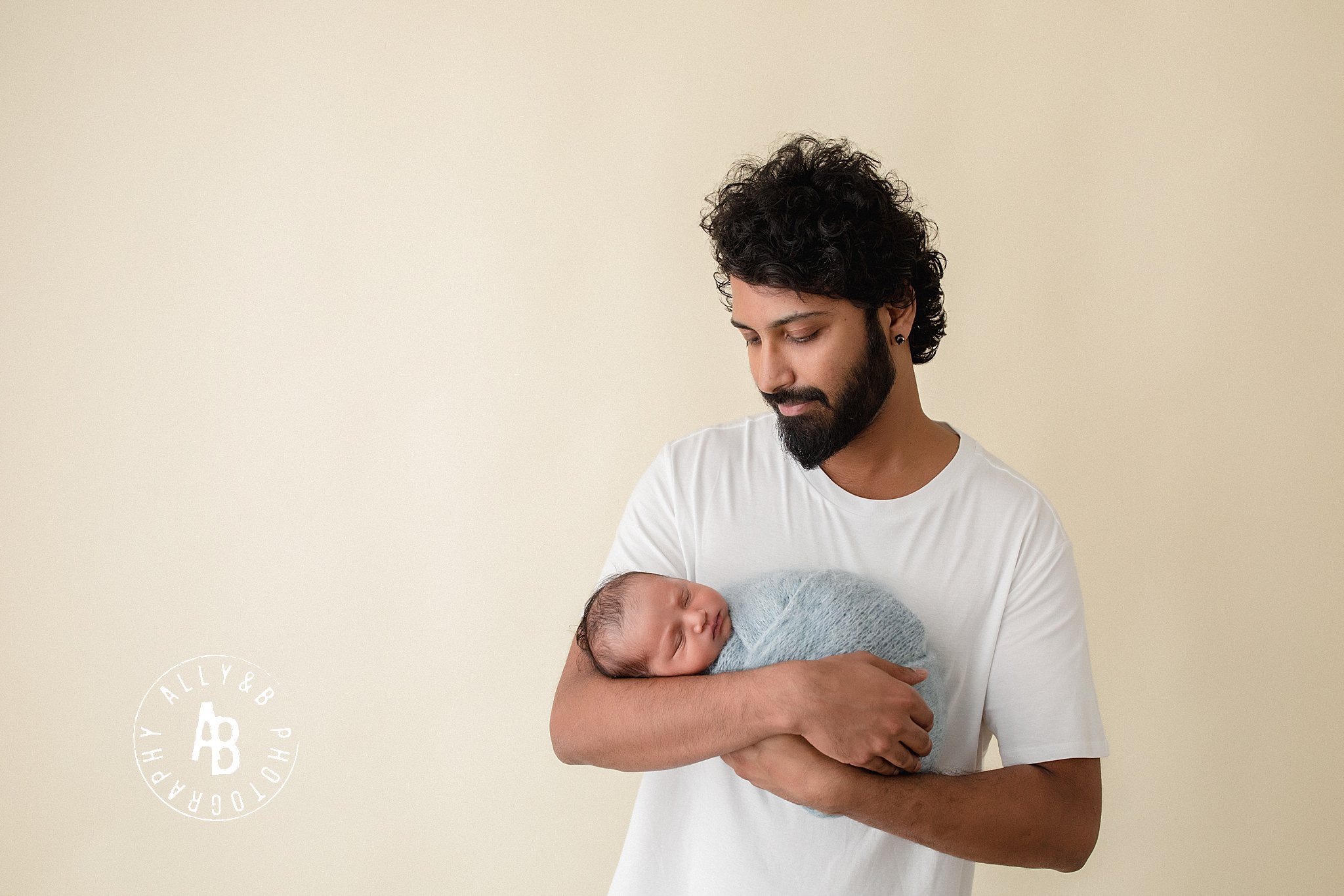 hinsdale newborn photographer.jpg