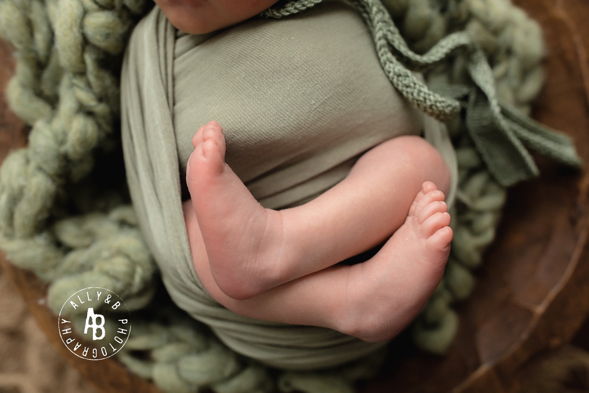 newborn photography near me.jpg