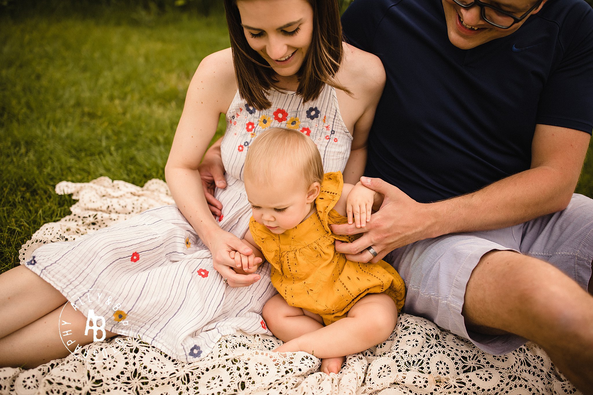 family photoshoot near me.jpg