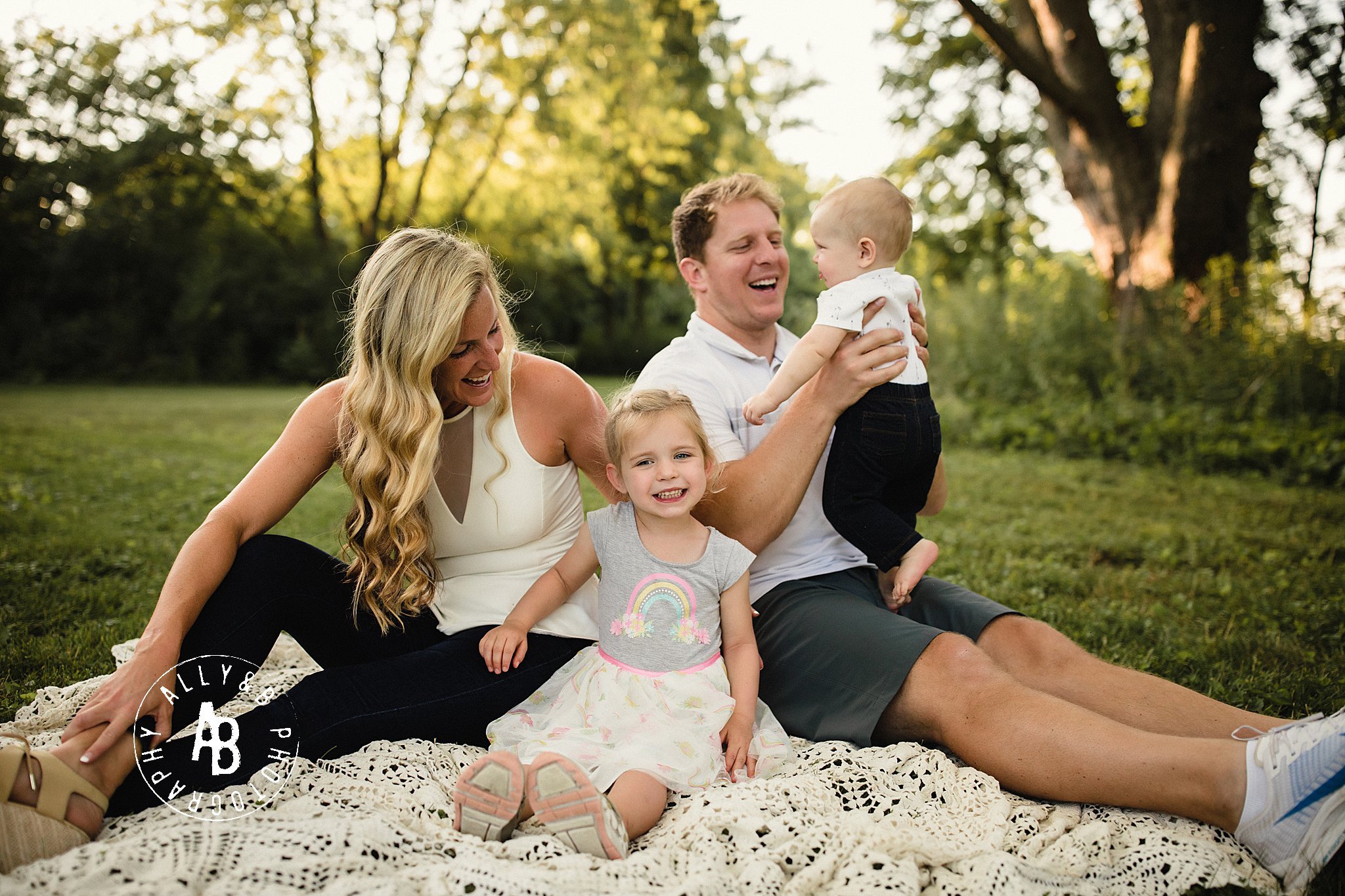 warrenville family photographer.jpg