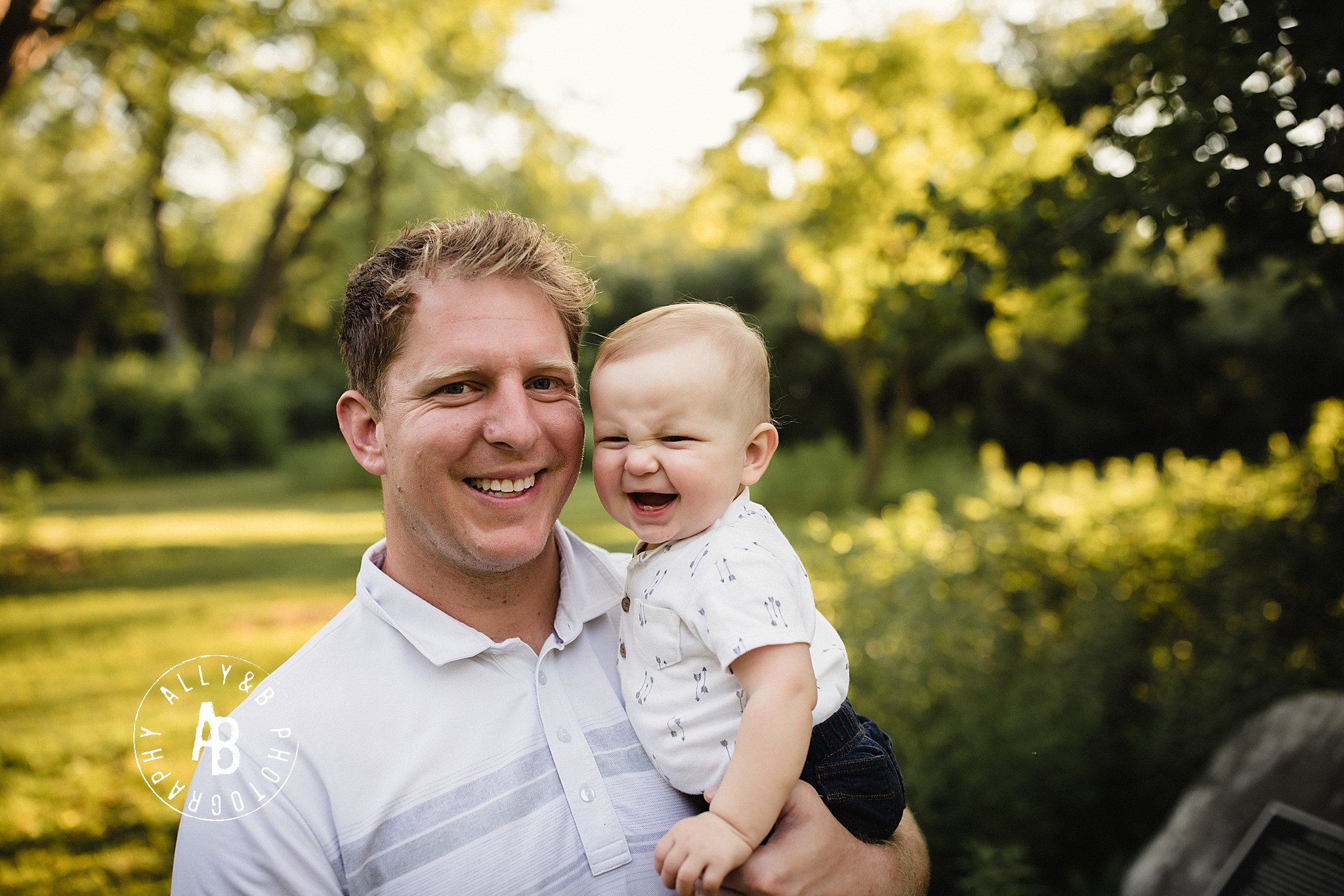 family photographers in naperville il.jpg