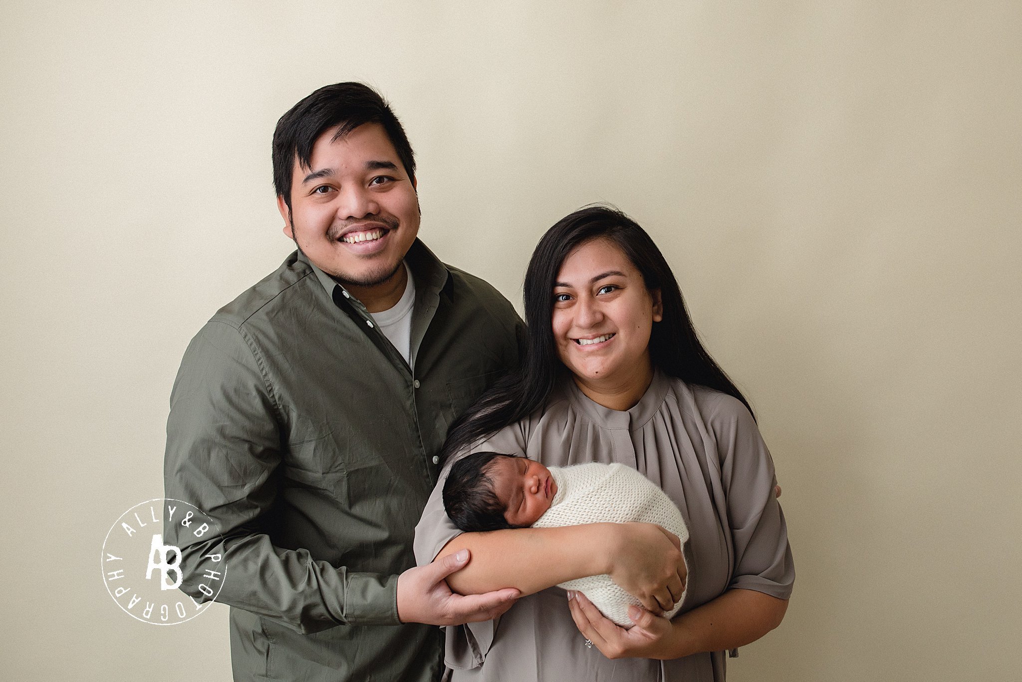 hinsdale newborn photographers.jpg