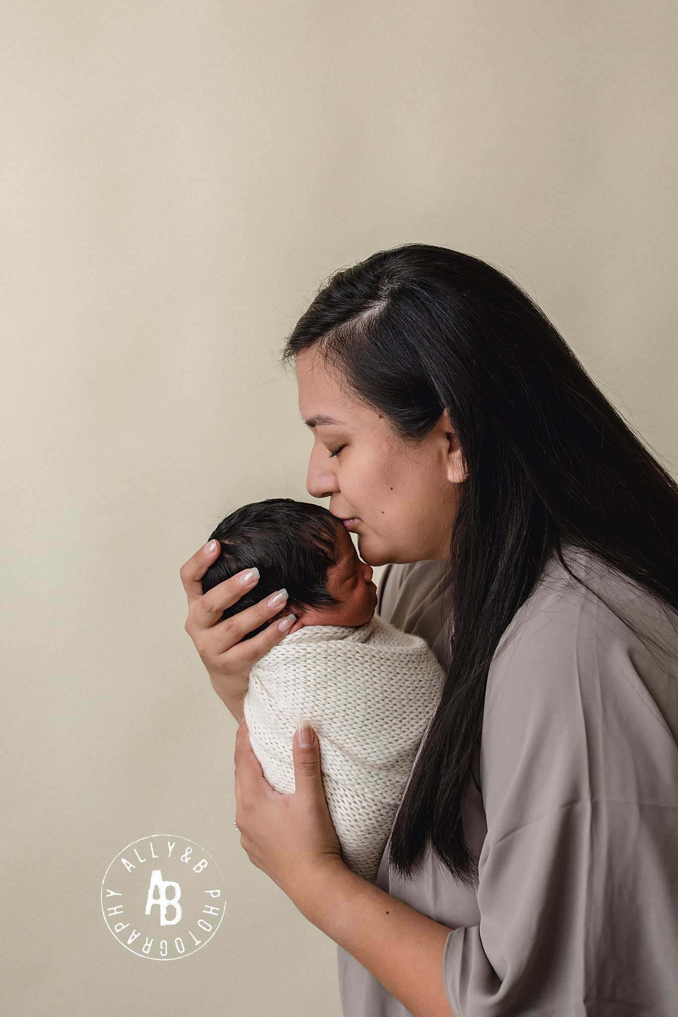 newborn photographers hinsdale il.jpg