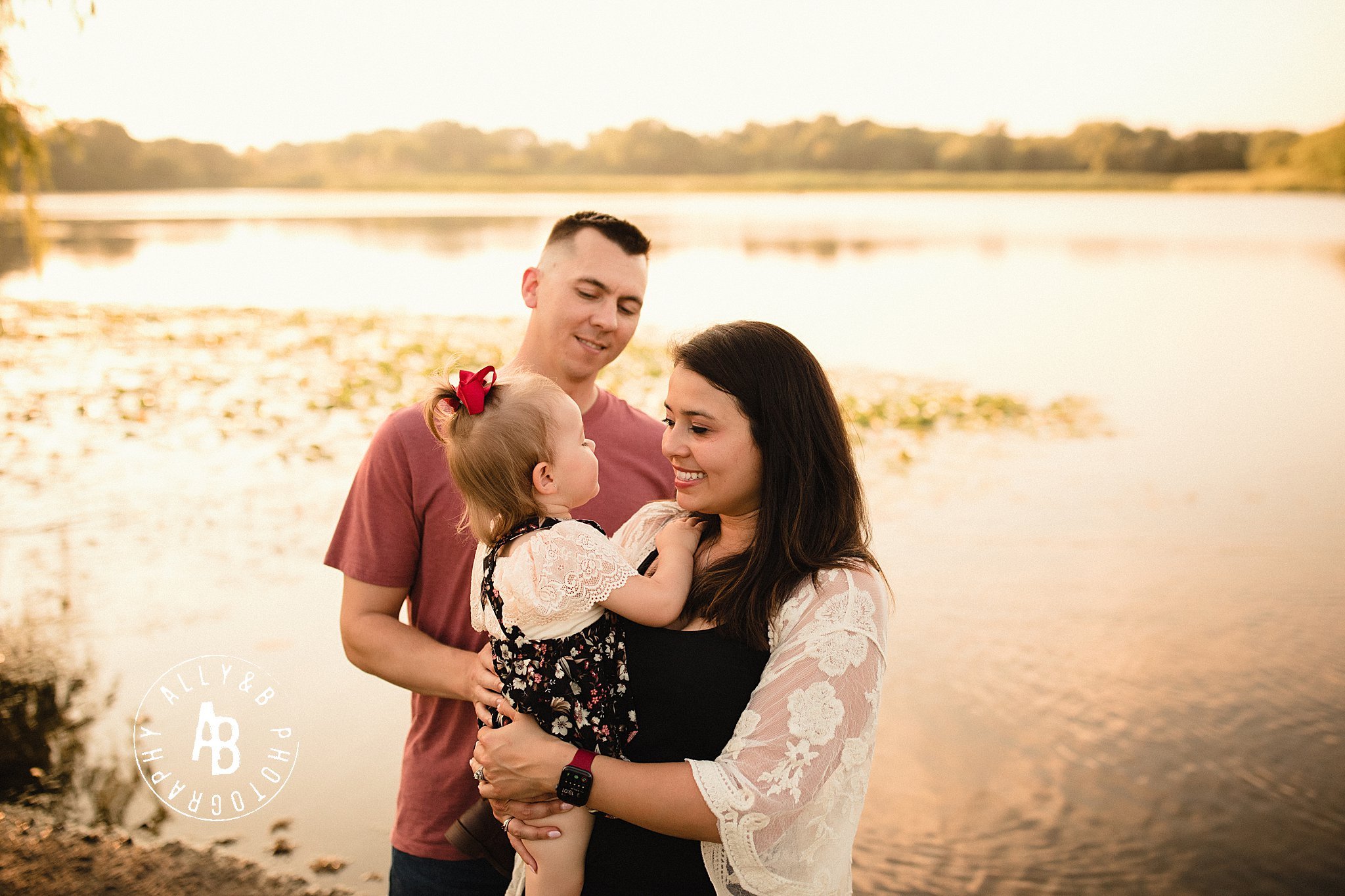 family photoshoot near me.jpg