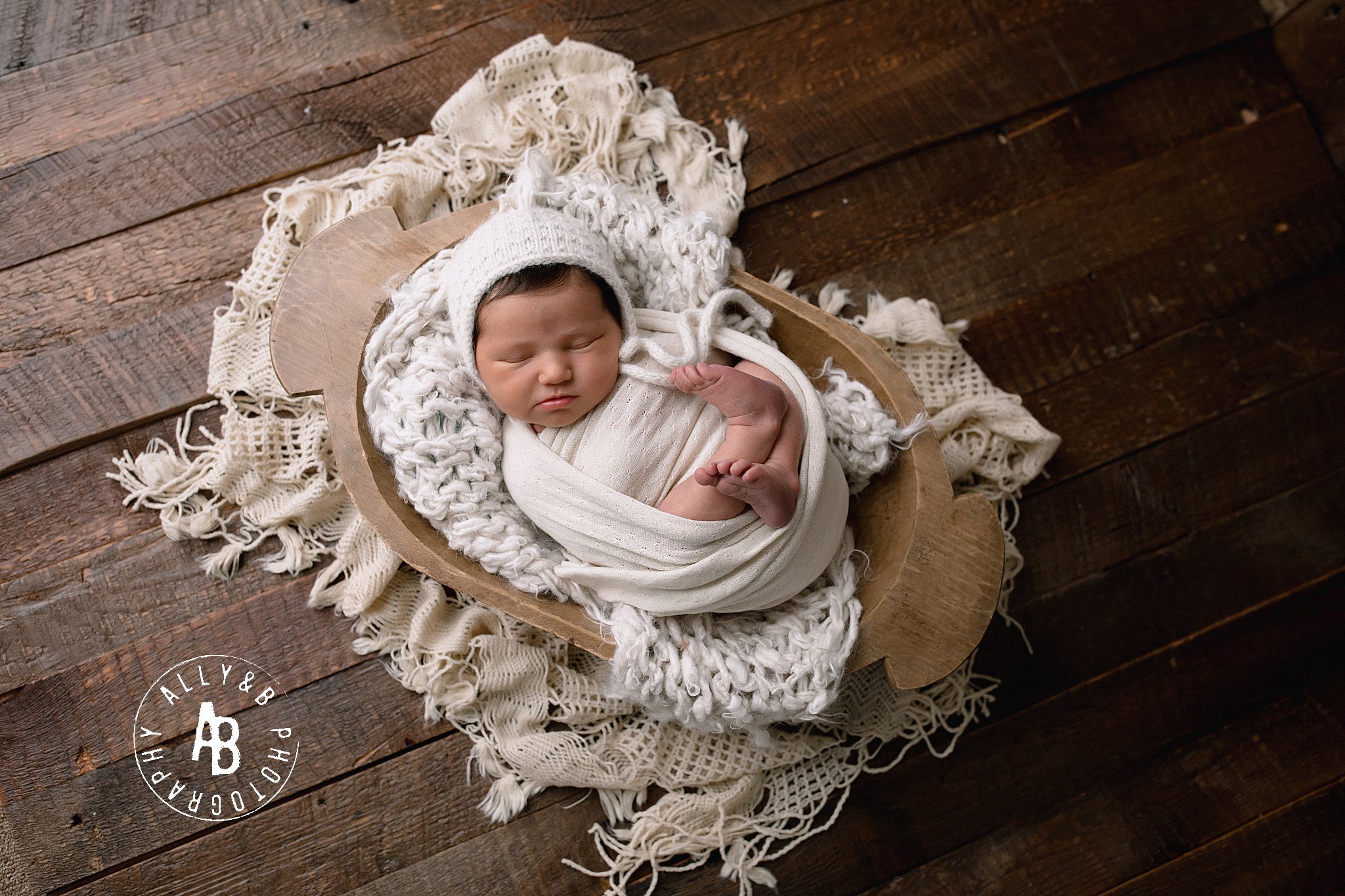 newborn photoshoot.jpg