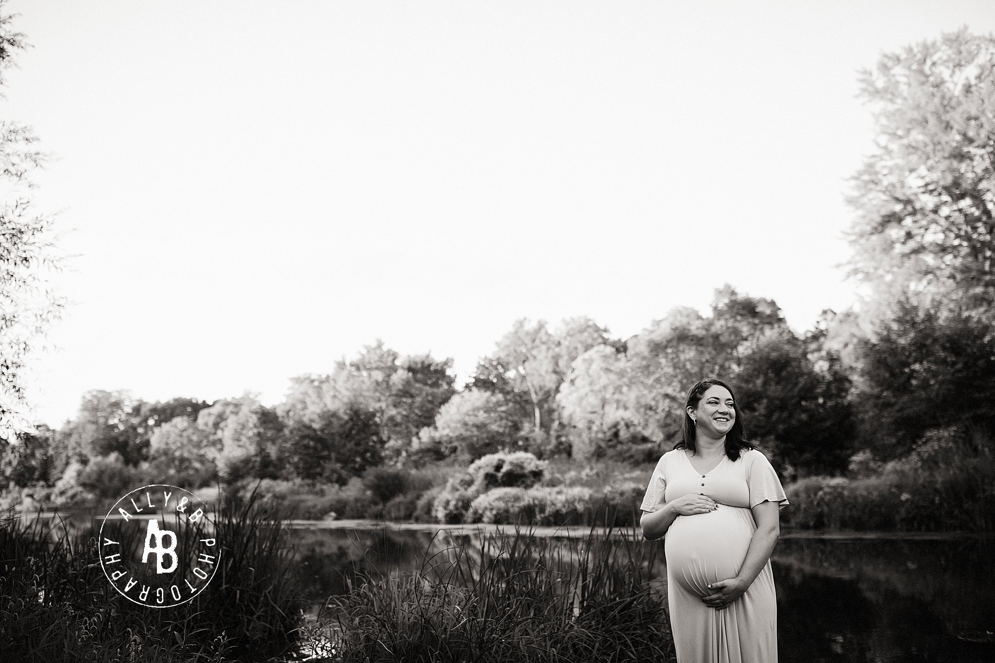 wheaton maternity photographers.jpg