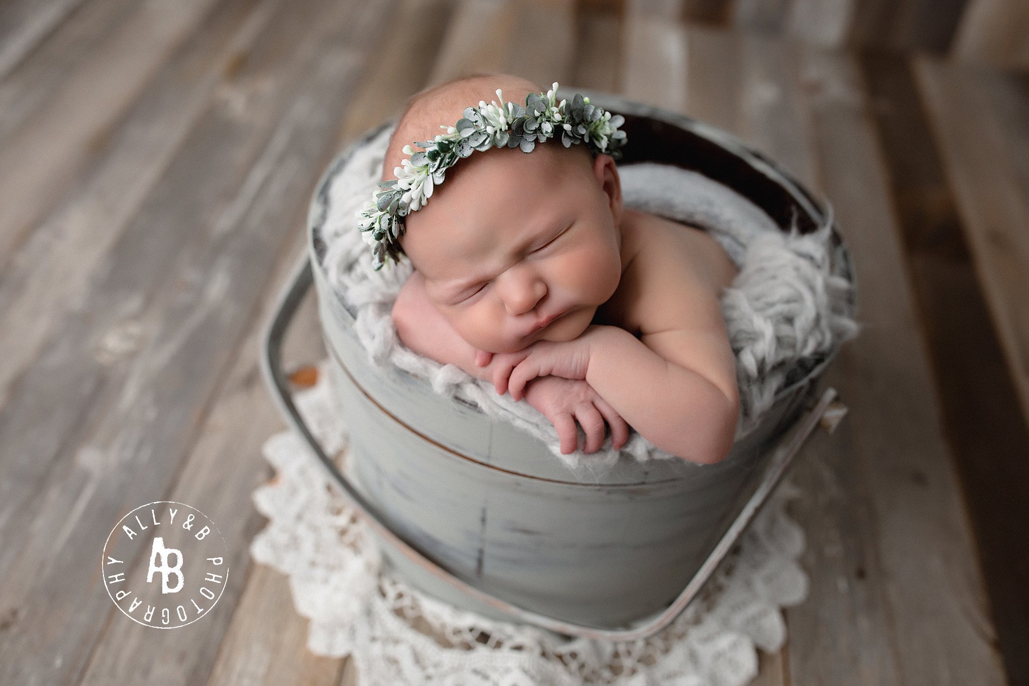 plainfield newborn photographer.jpg