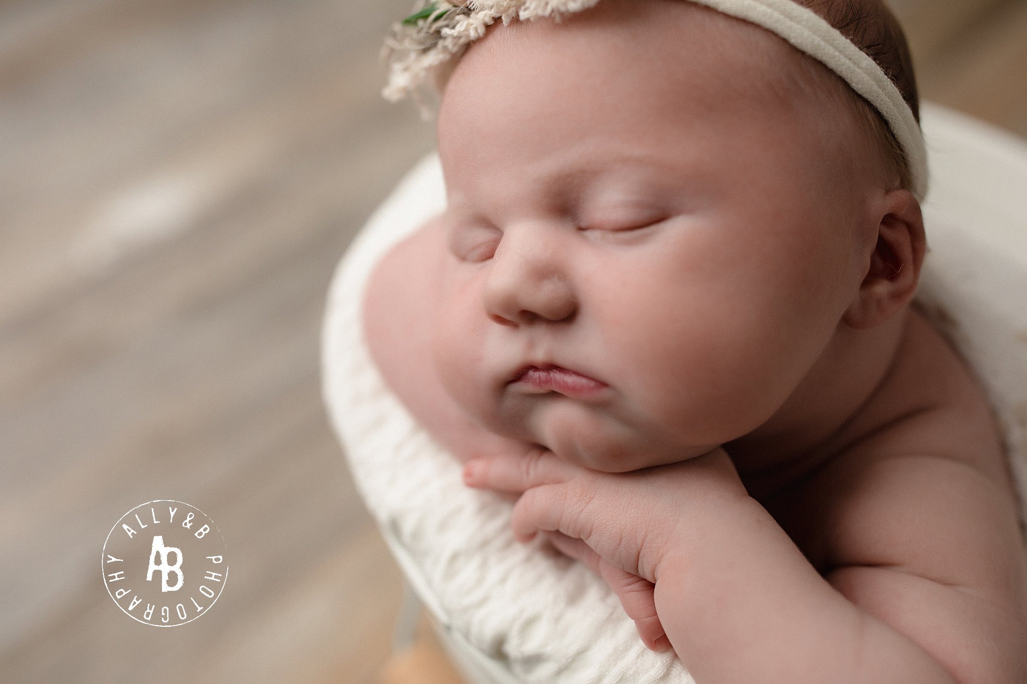 newborn photography naperville.jpg