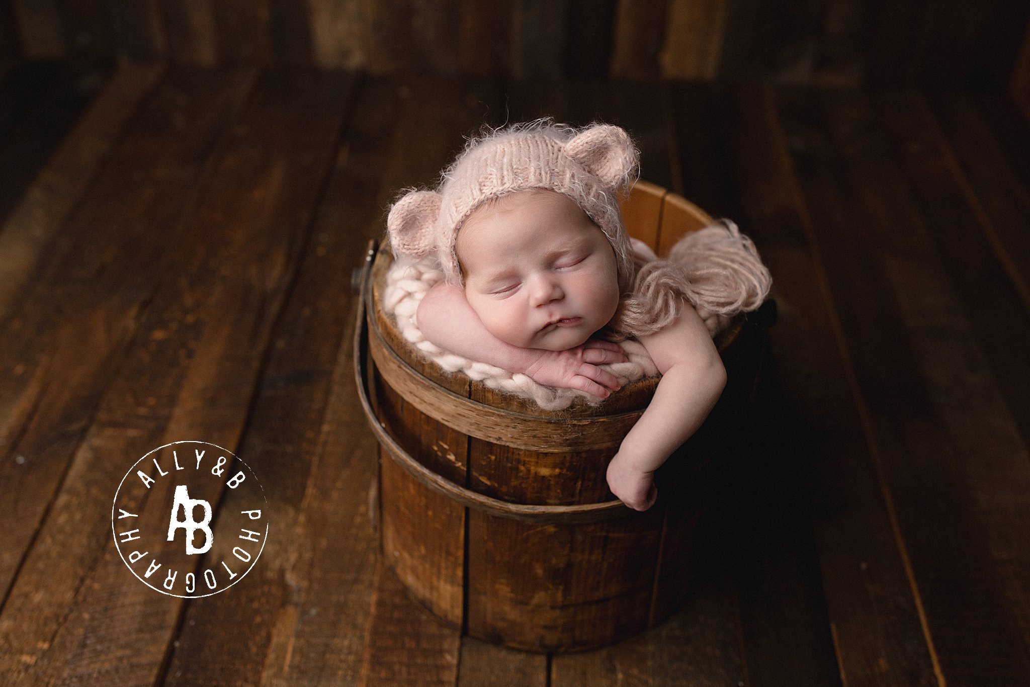 newborn photography.jpg