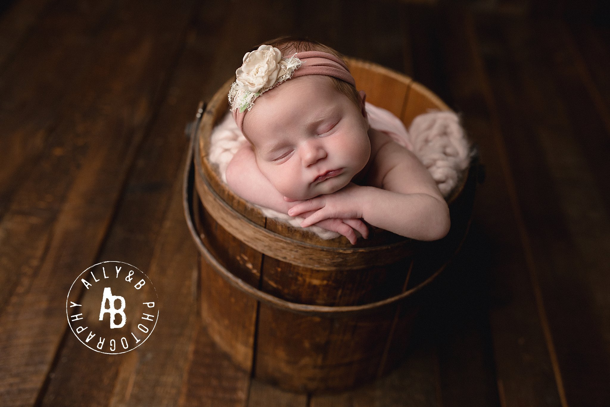 posed newborn photography.jpg