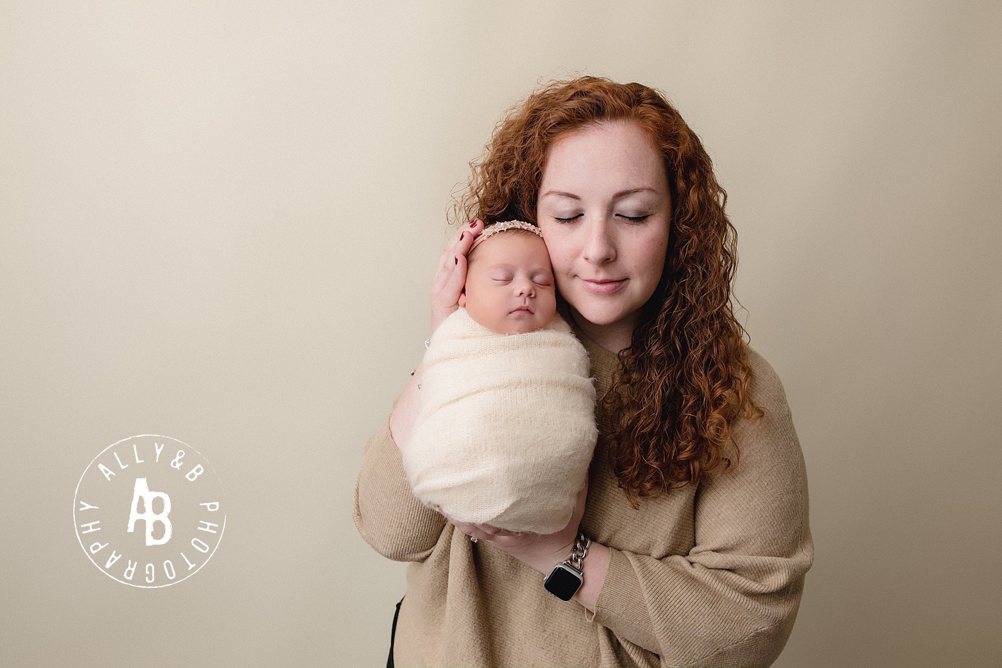 posed newborn photography.jpg