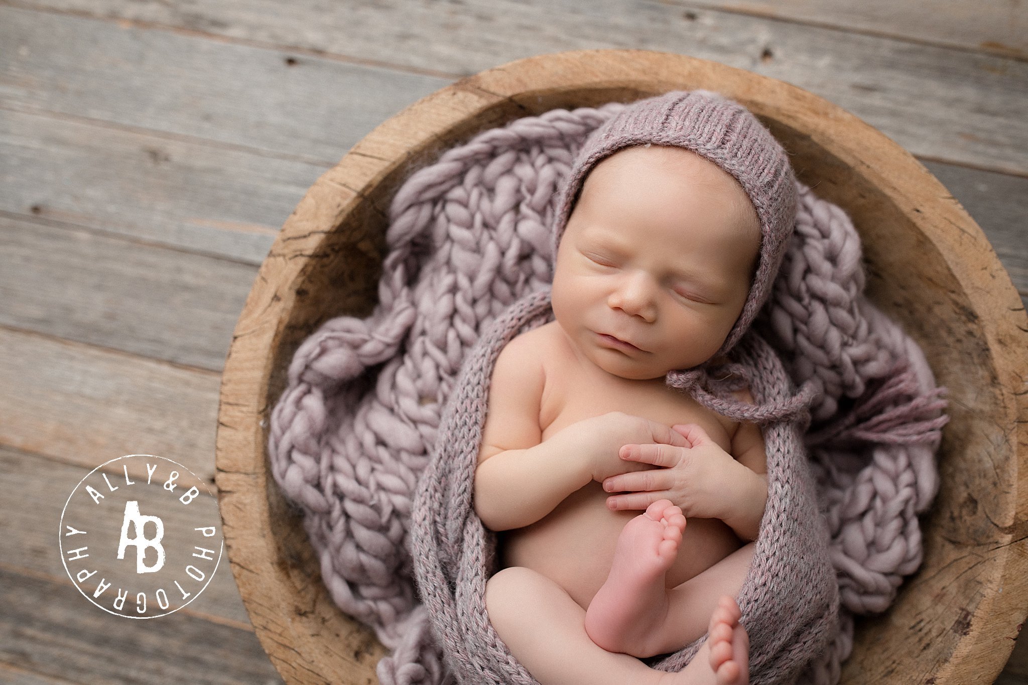 plainfield newborn photography.jpg