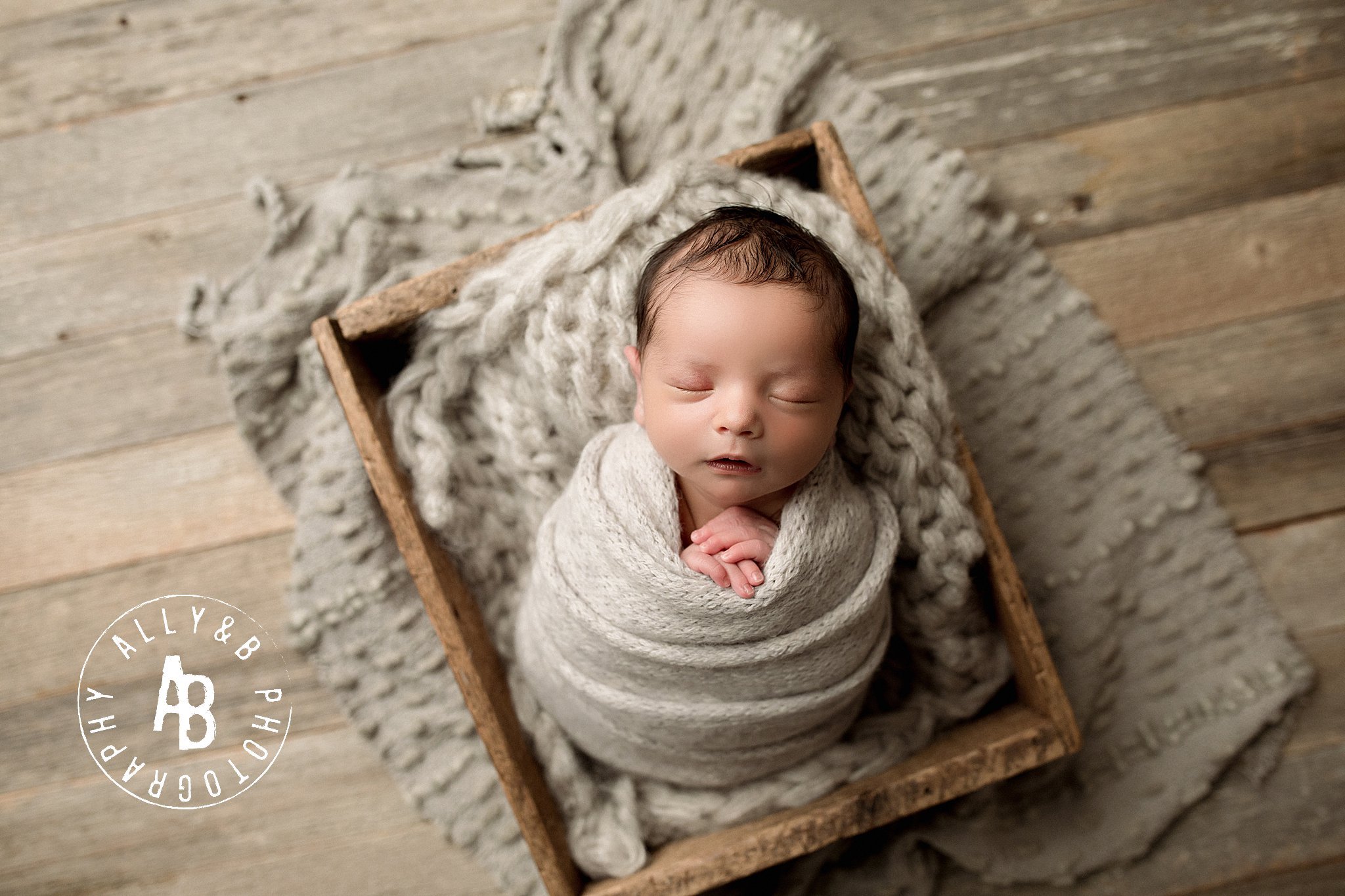 darien newborn photographers.jpg