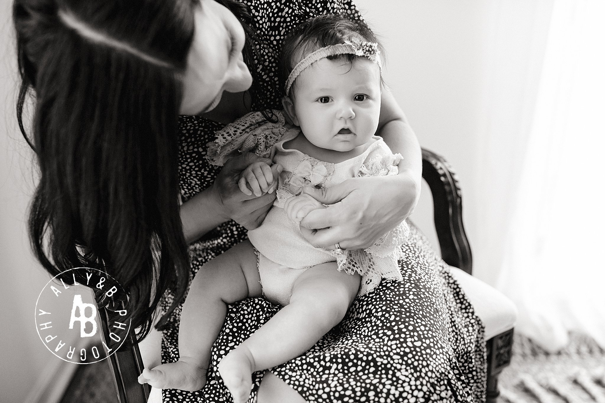 motherhood mini sessions.jpg