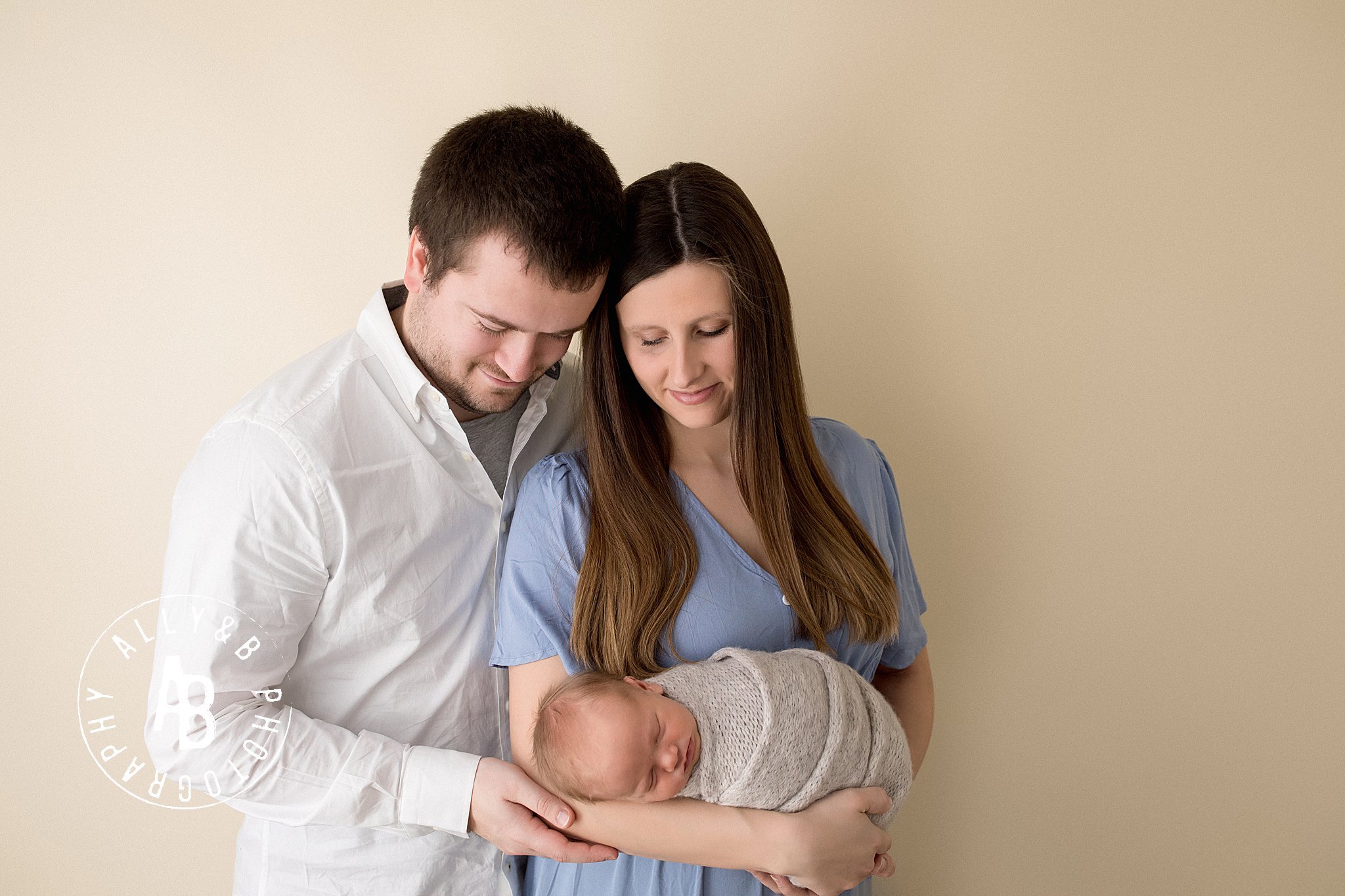 best newborn photographers.jpg